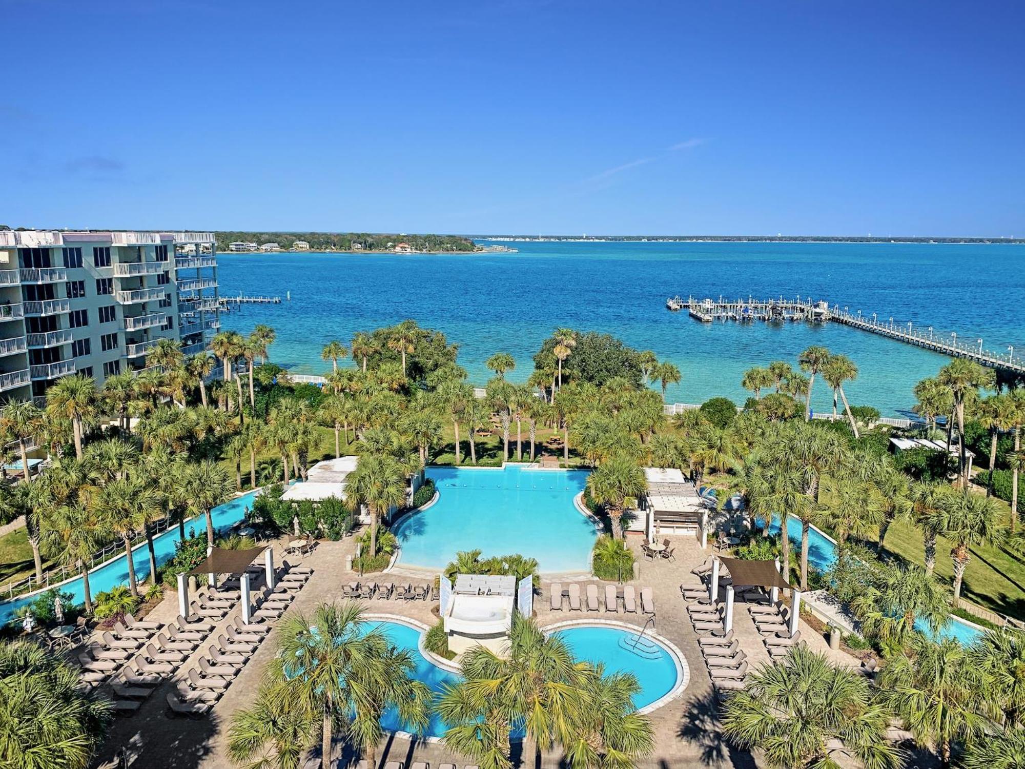 Destin West Gulfside 301 - True Beachfront Luxury - Beautiful Views! Holiday home Fort Walton Beach