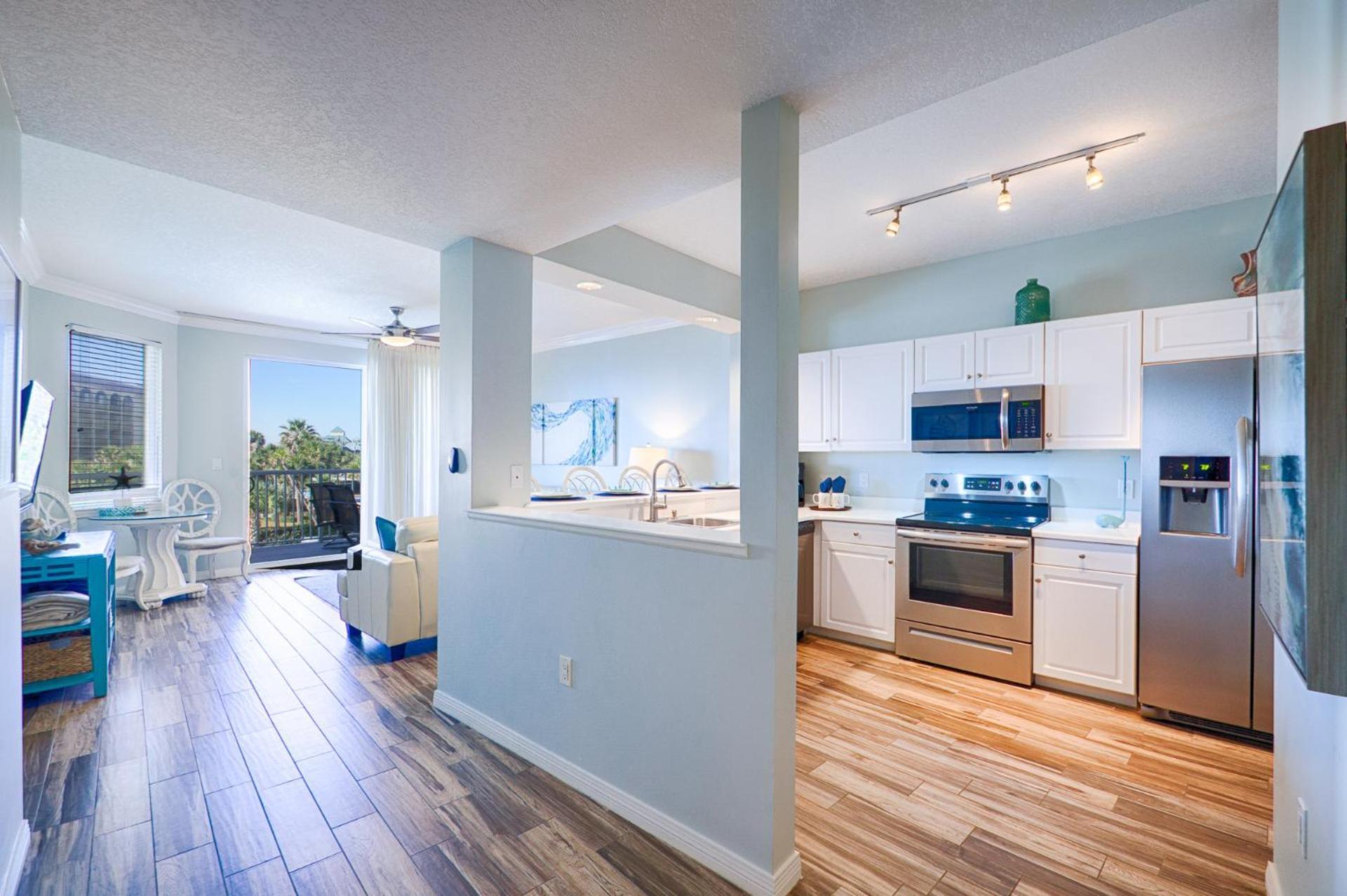 Destin West Gulfside 308 - Amazing View - Free Service!