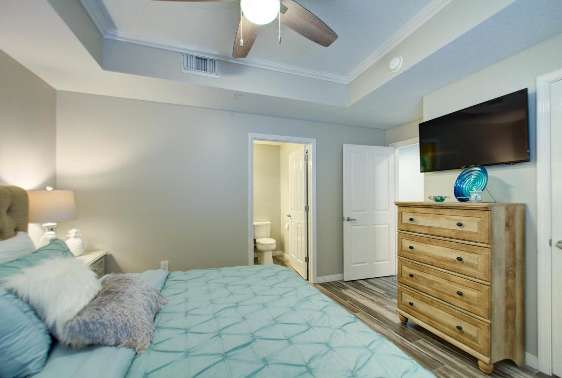 Gulfside 215 - Your Own Slice Of Paradise! - Ocean Views - Free Service! Holiday home *