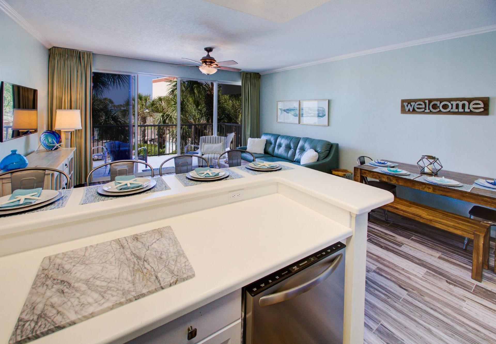 Gulfside 215 - Your Own Slice Of Paradise! - Ocean Views - Free Service! Holiday home