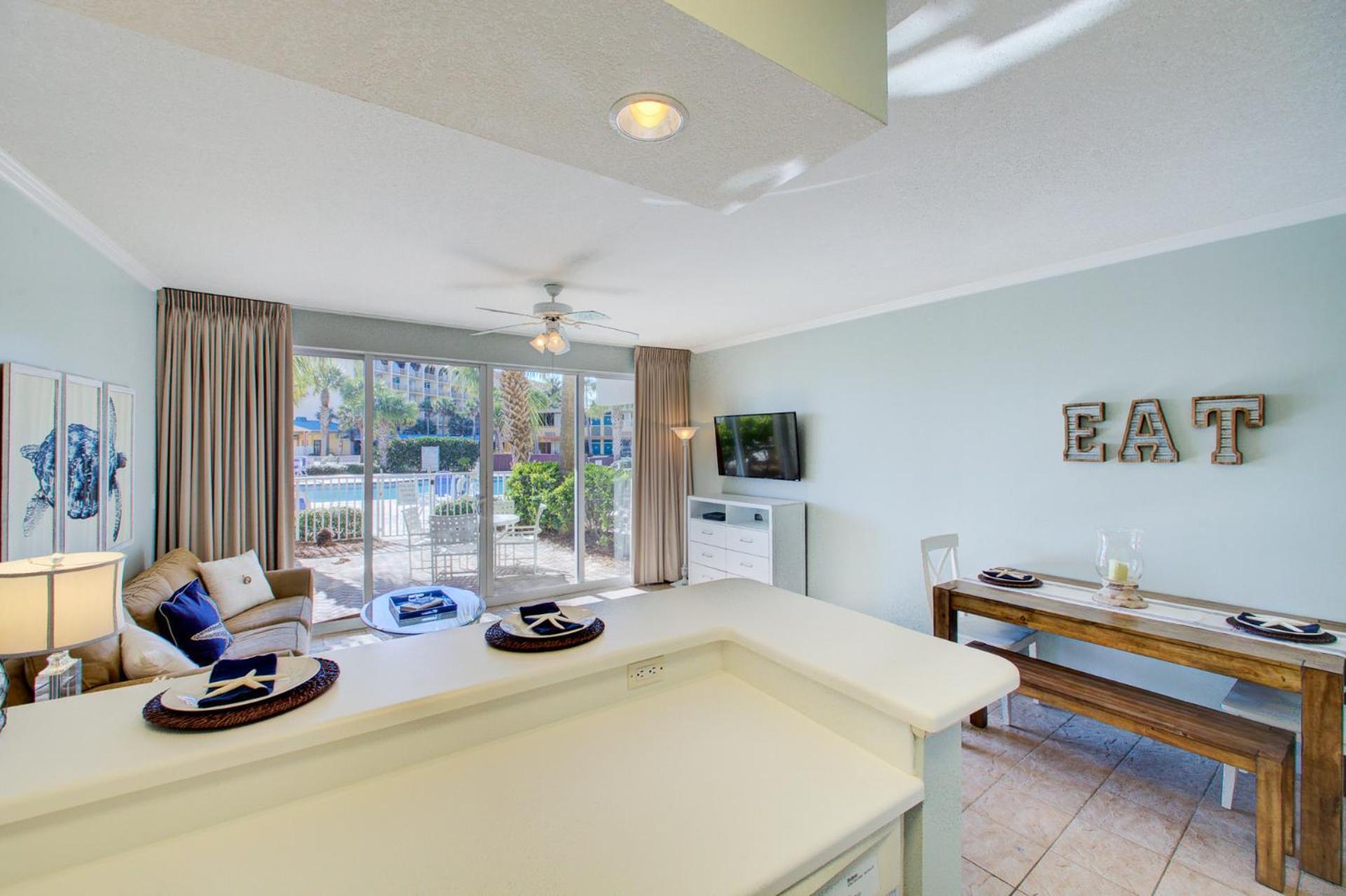 Gulfside 111 At Destin West - Ground Floor - Direct Pool & Access Holiday home