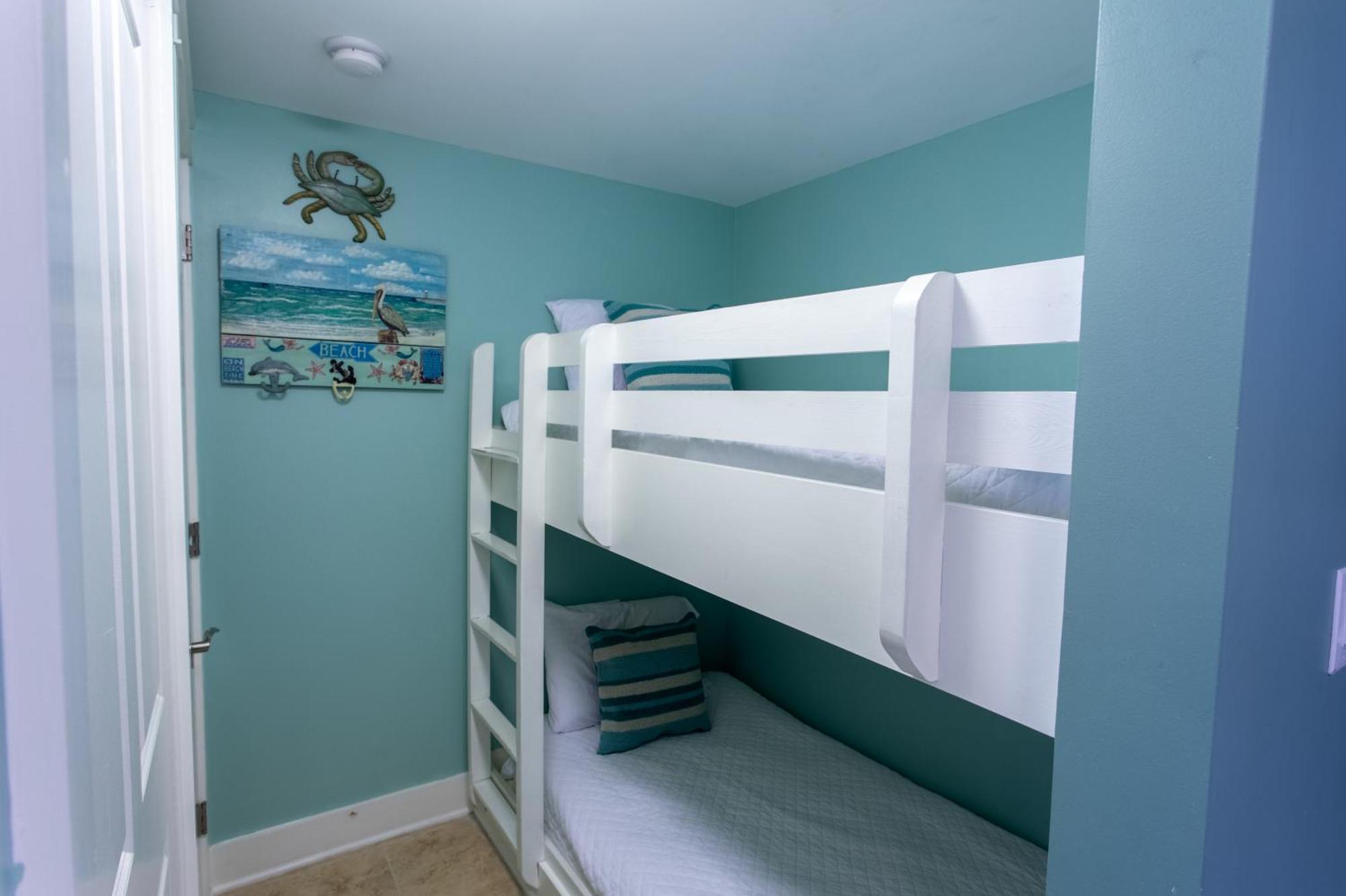 Holiday home Waterscape C605 - Floor Views - Free Service - Interior Facing! Fort Walton Beach