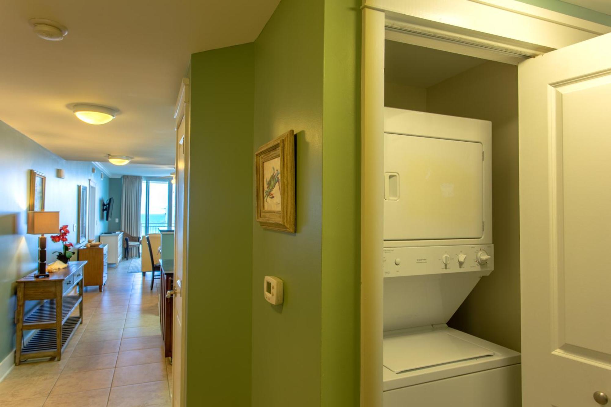 Waterscape C605 - Floor Views - Free Service - Interior Facing!