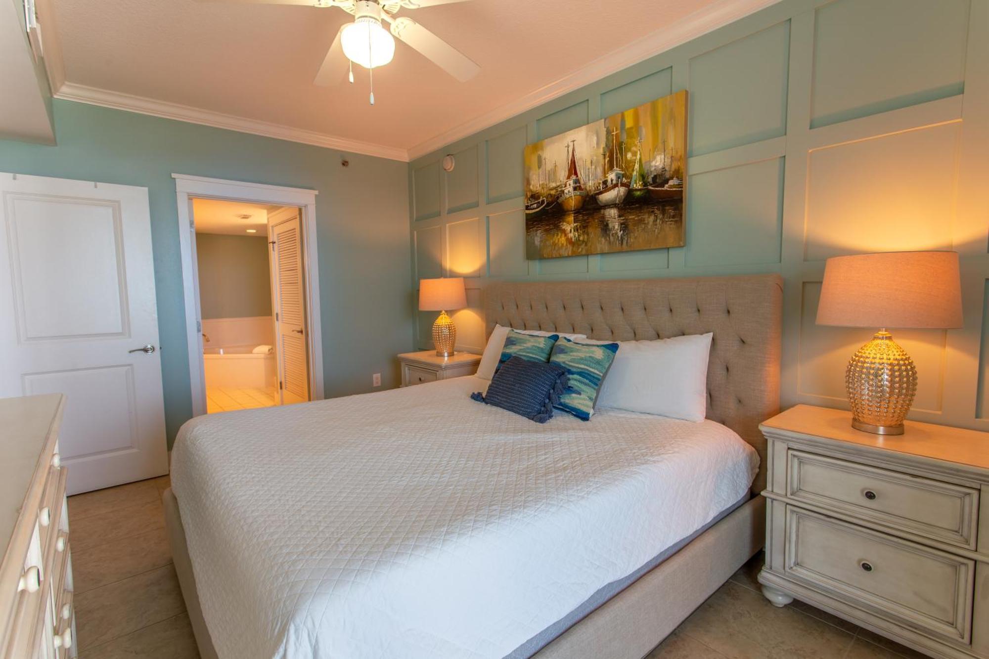 Waterscape C605 - Floor Views - Free Service - Interior Facing! Holiday home *