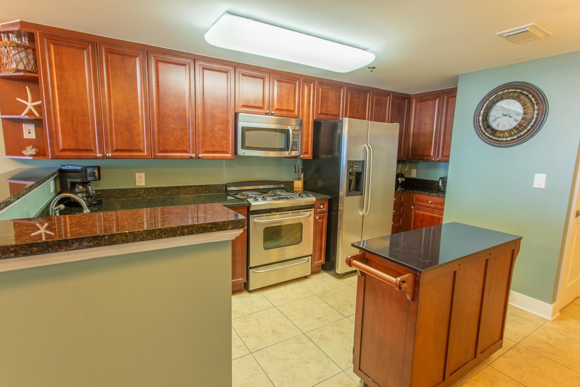 Waterscape C605 - Floor Views - Free Service - Interior Facing! Holiday home *