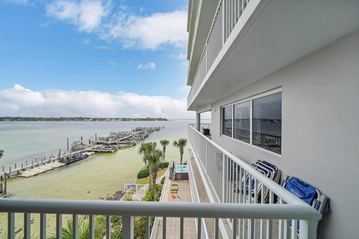 Destin West Heron #401 Holiday home