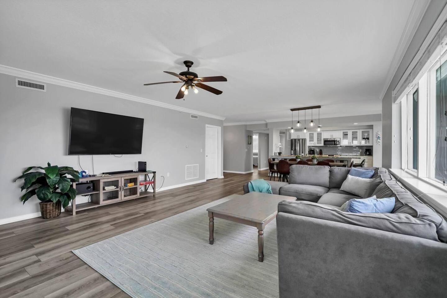 Destin West Heron #401