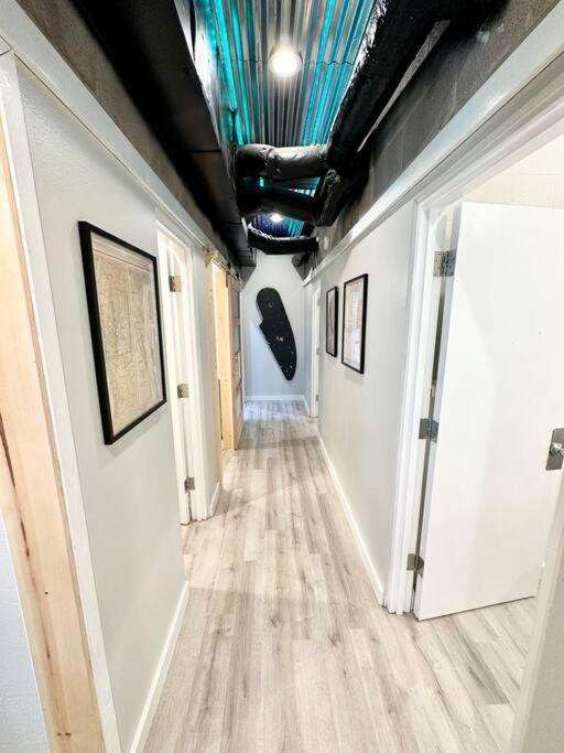 Livin Right Sail Loft: Pickleball, Basketball, Close 2 The Fun! Apartment *