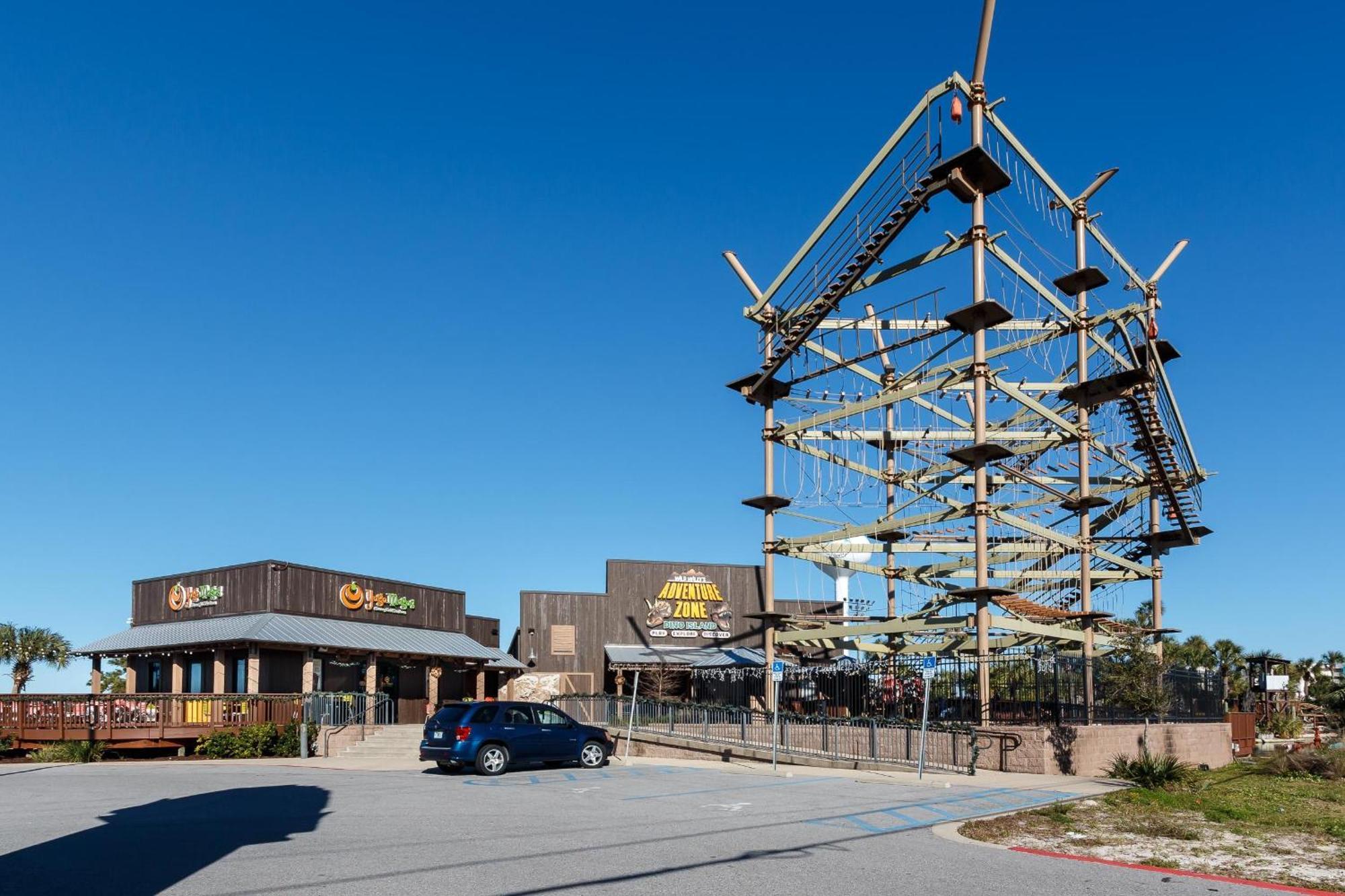Nautilus 1506 - Gulf Front 2 Bedroom 5th Floor With Huge Wraparound Balcony * Fort Walton Beach