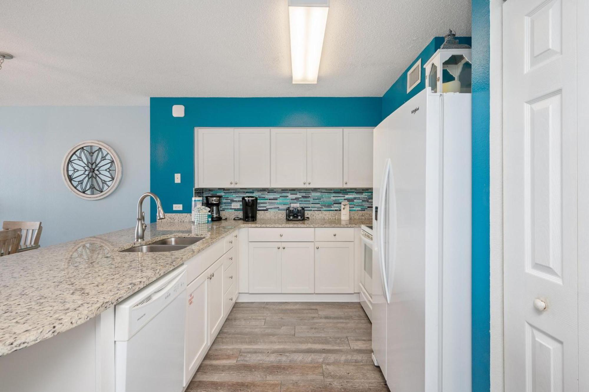 Ip#614-2bed/2 Bath Beachfront -remodeled Retreat! Apartment *