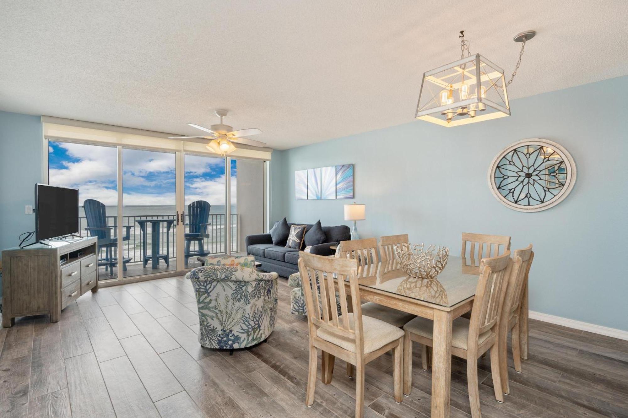 Apartment Ip#614-2bed/2 Bath Beachfront -remodeled Retreat!