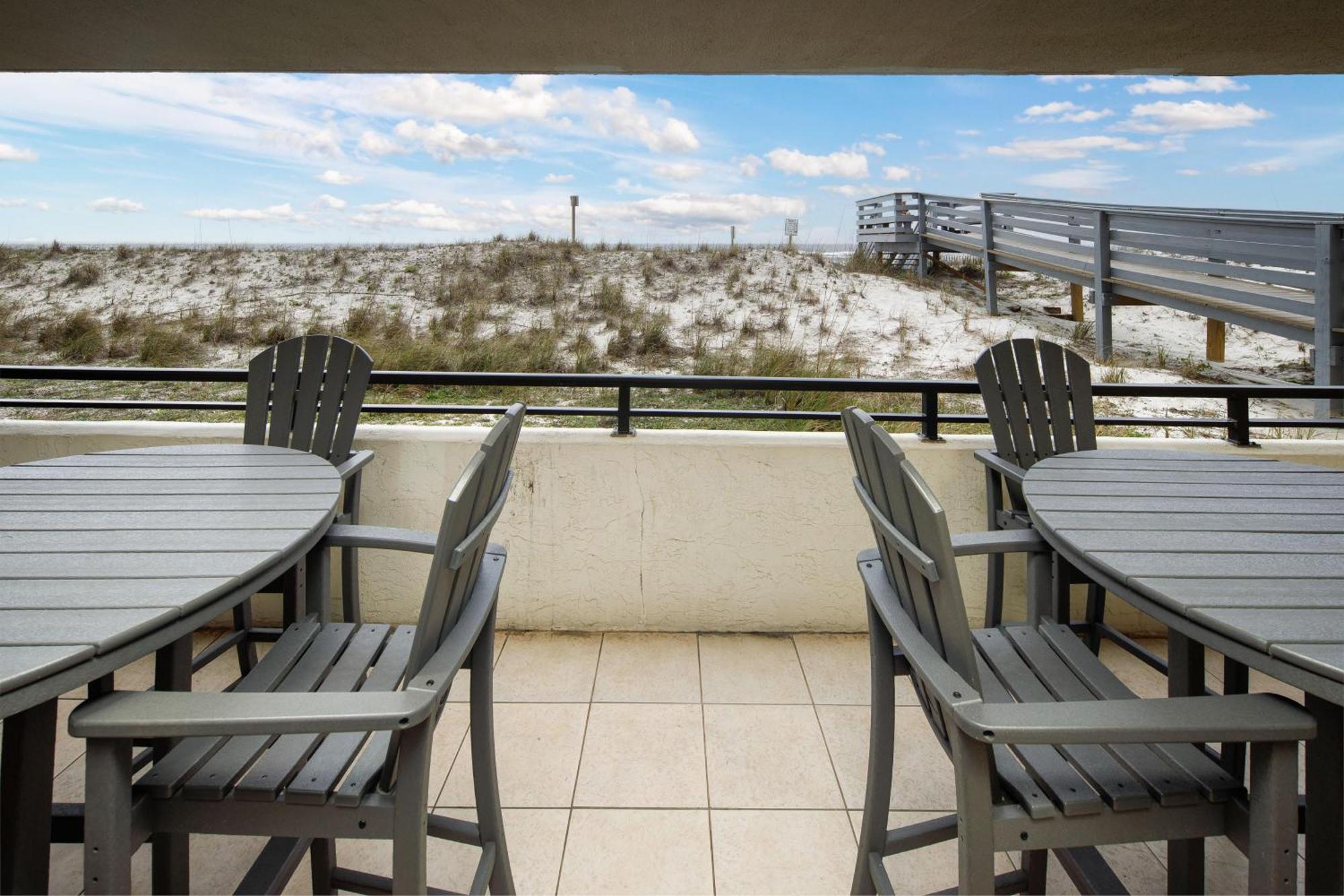 Nautilus 1101 - 3 Br/ 2 1/2 Ba Ground Floor On The - Free Service March To October Apartment *
