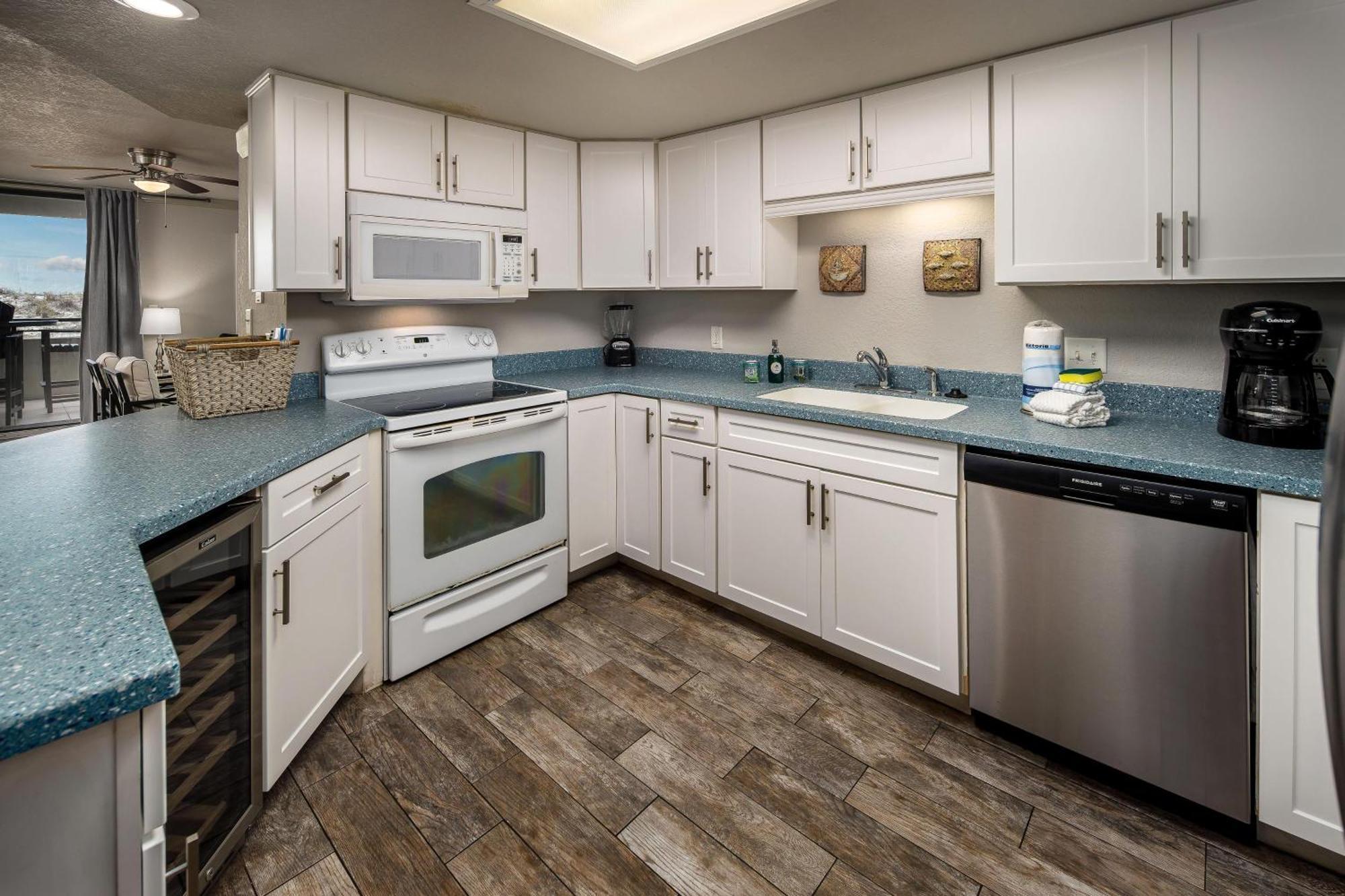 Nautilus 1101 - 3 Br/ 2 1/2 Ba Ground Floor On The - Free Service March To October * Fort Walton Beach