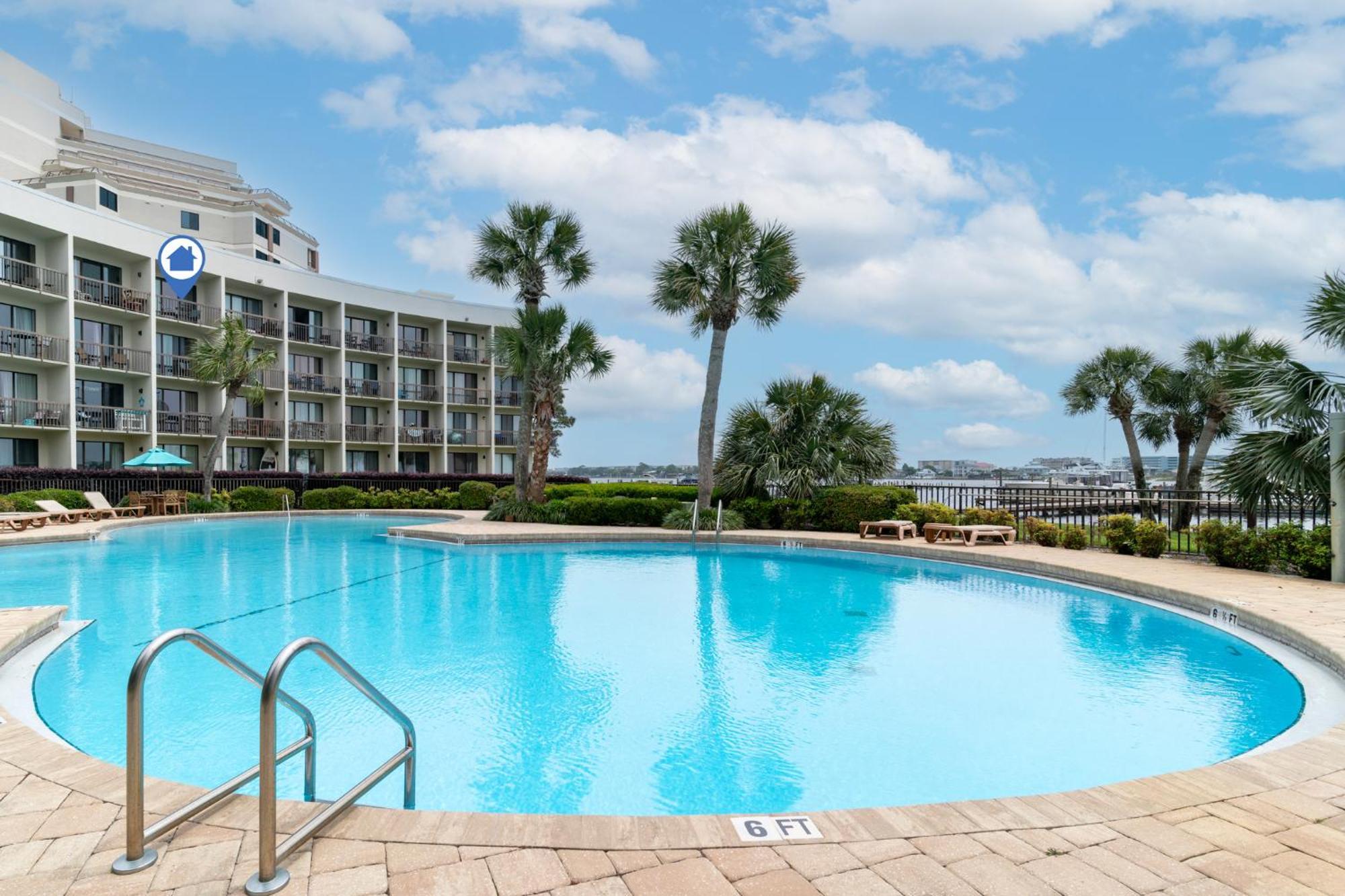 Pirates Bay Getaway! Fort Walton Beach
