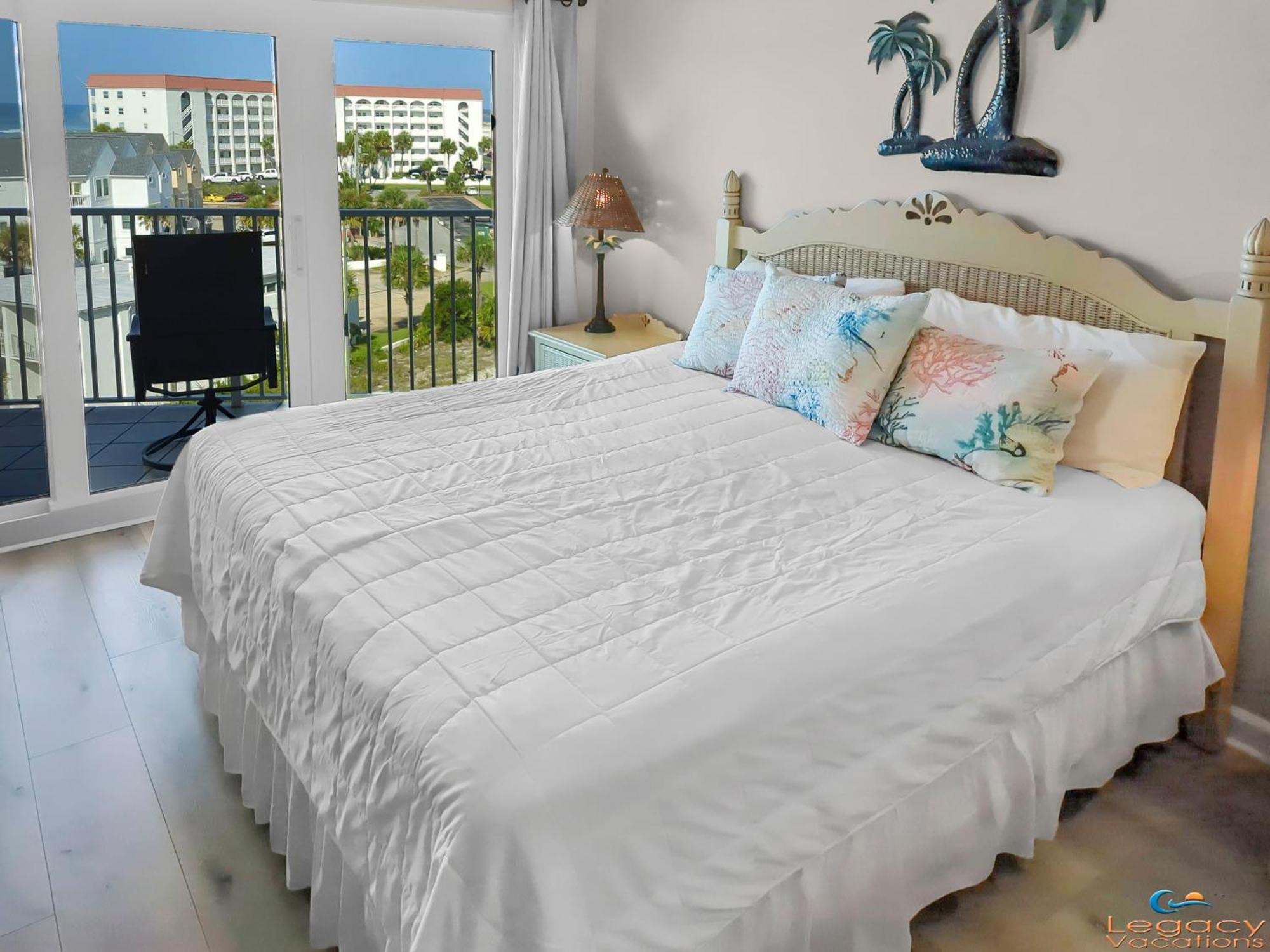 Apartment Sc 601b - Bchfront -free Seasonal Service!