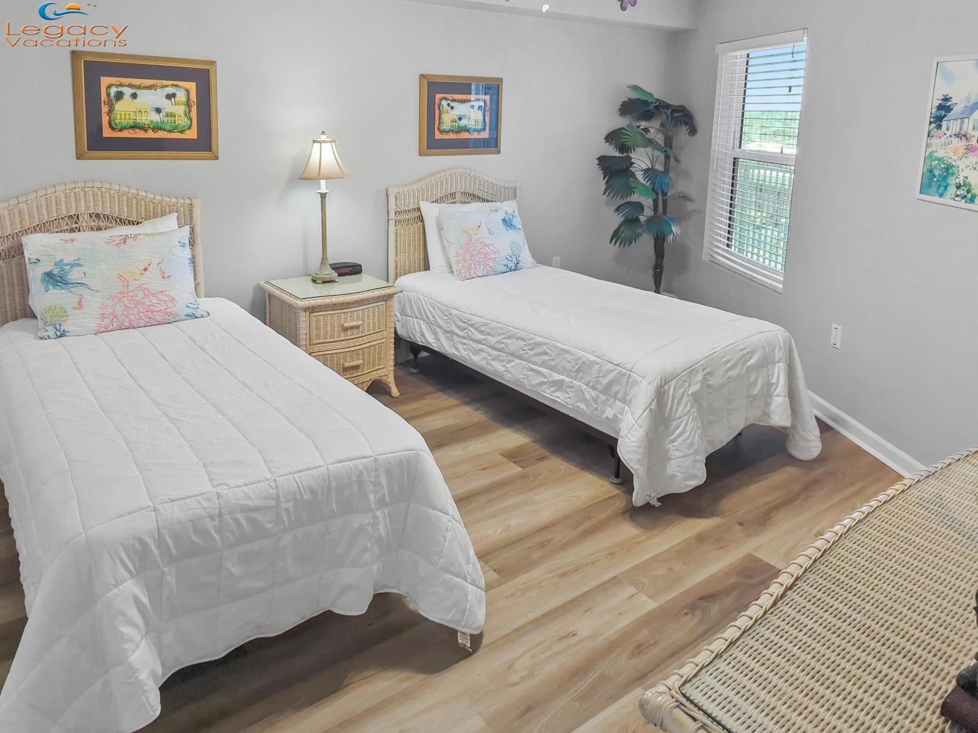 Apartment Sc 601b - Bchfront -free Seasonal Service!