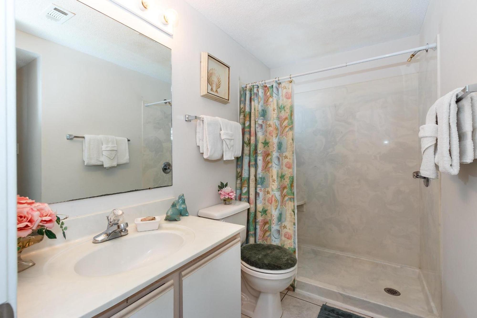 Budget Friendly 2 Bd With $1,000,000 View