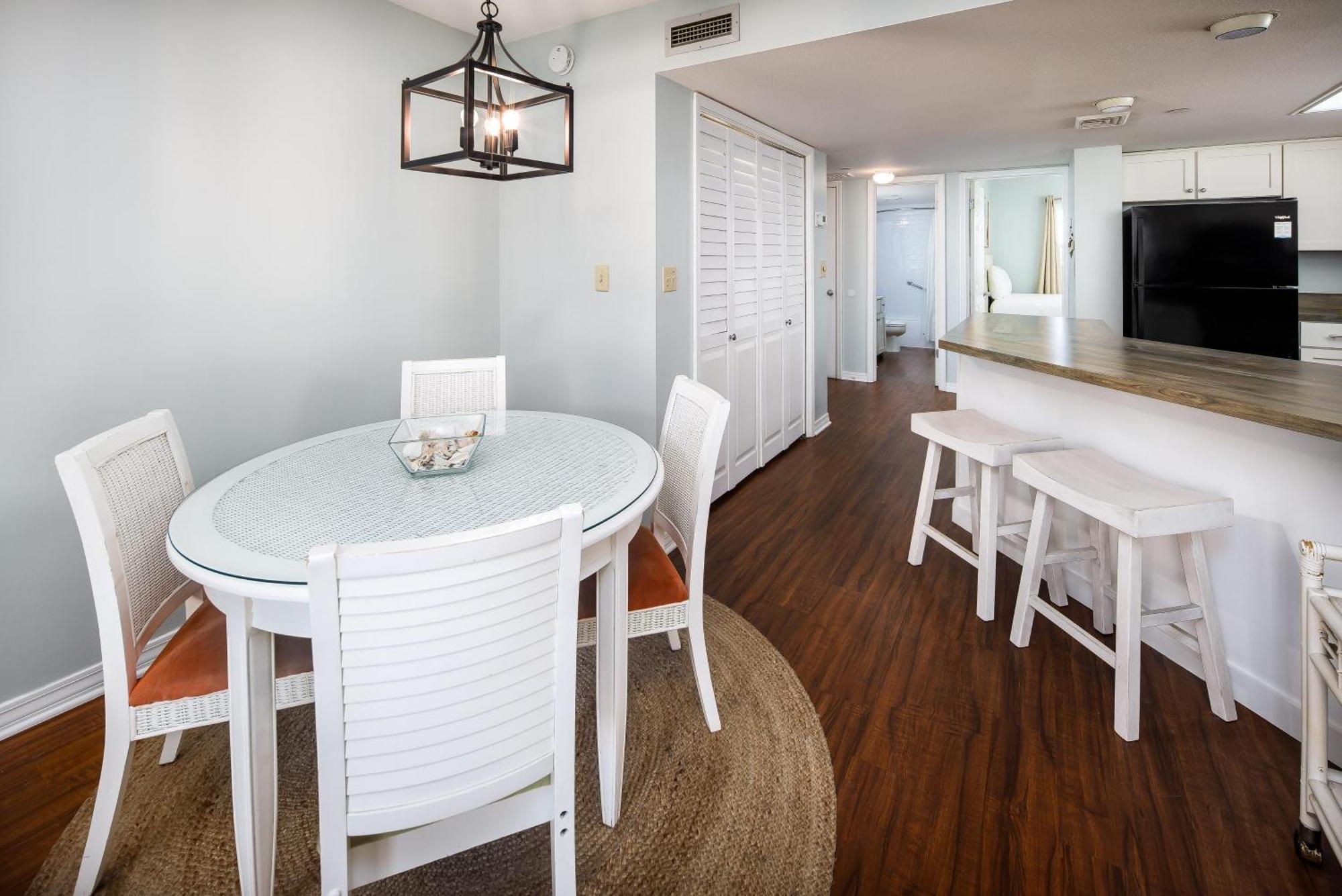 Holiday home Nautilus 2410 Gulf View 2 Bedroom 4th Floor Free Service *