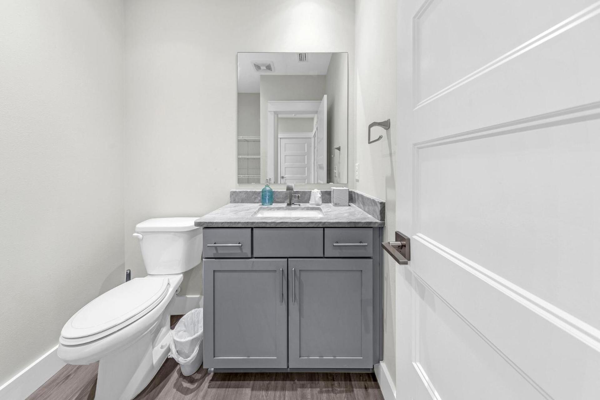 Completely Coastal Spacious Townhome With Harbor Views A Dock And Community Pool * Fort Walton Beach