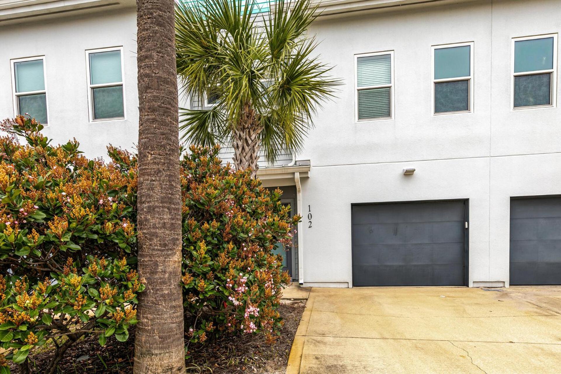 Completely Coastal Spacious Townhome With Harbor Views A Dock And Community Pool Holiday home Fort Walton Beach