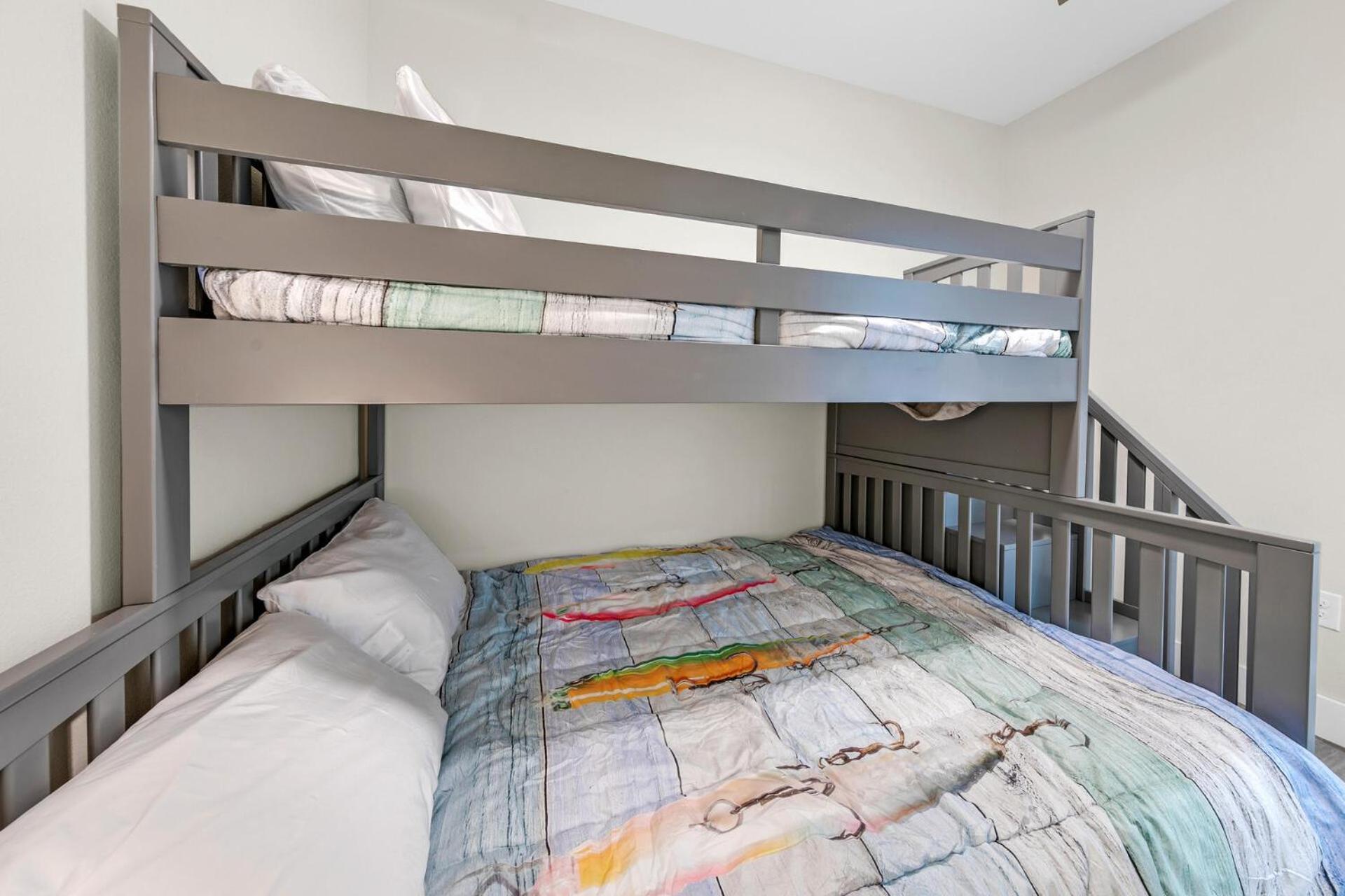 Completely Coastal Spacious Townhome With Harbor Views A Dock And Community Pool *