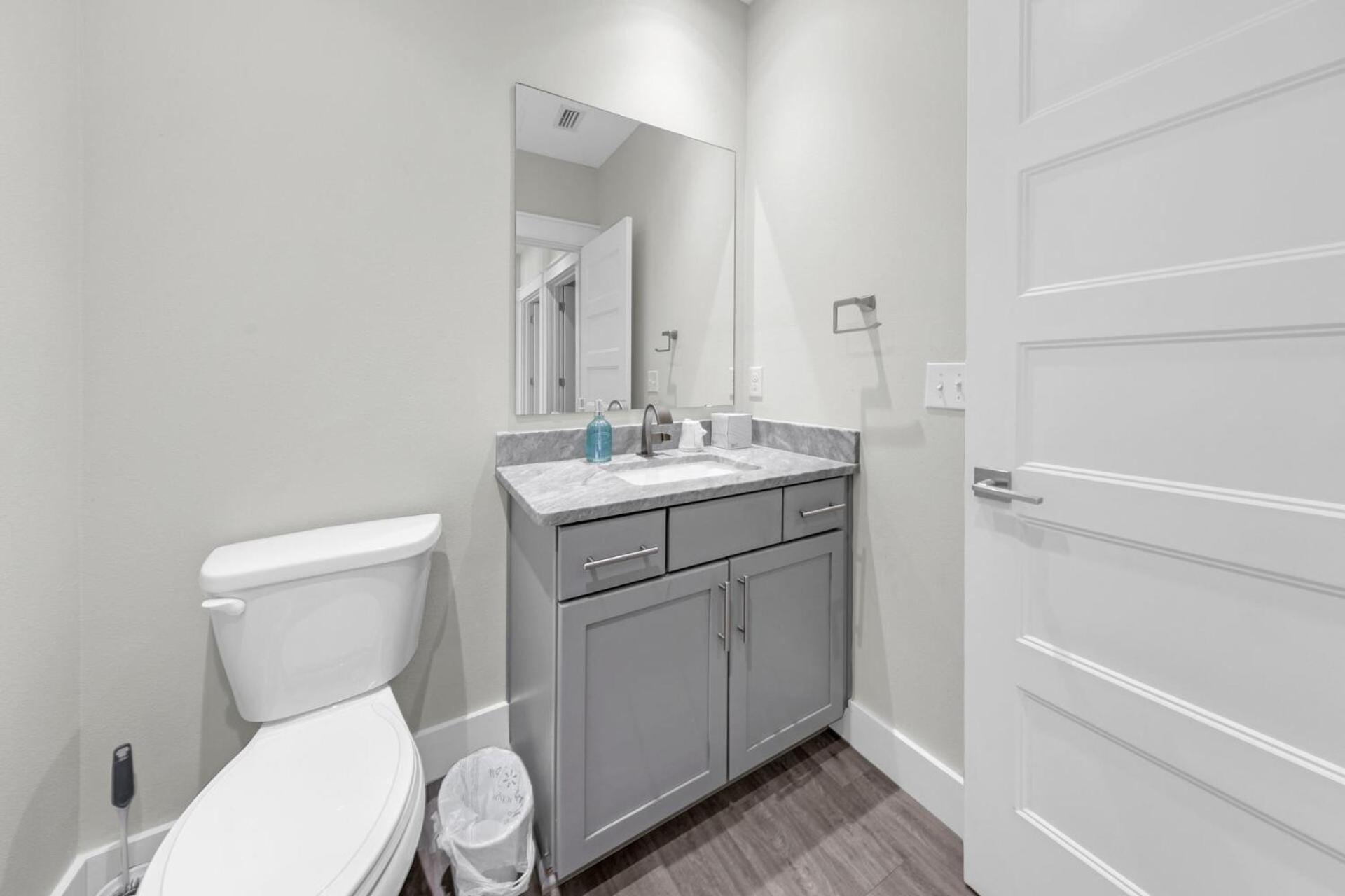 Holiday home Completely Coastal Spacious Townhome With Harbor Views A Dock And Community Pool *