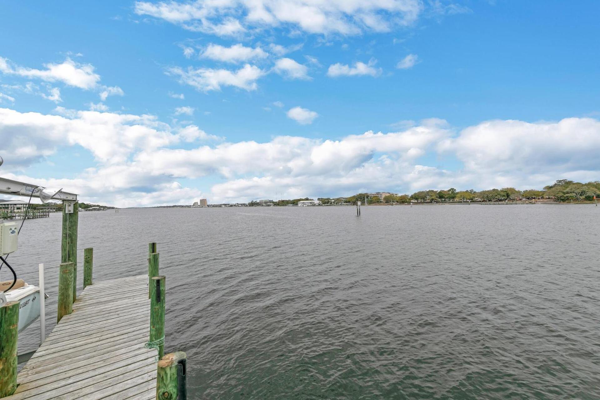 Completely Coastal Spacious Townhome With Harbor Views A Dock And Community Pool *