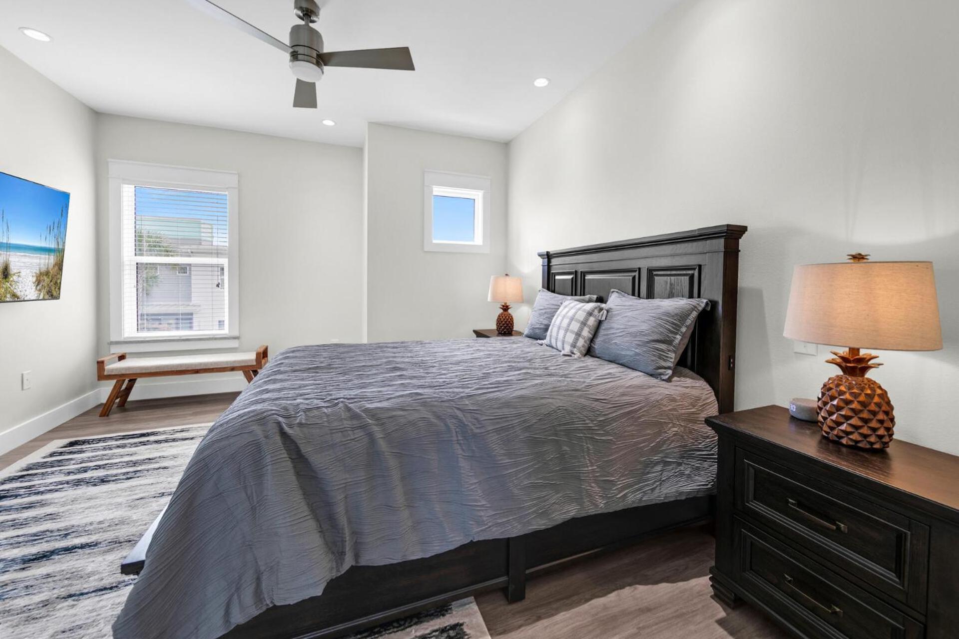 Completely Coastal Spacious Townhome With Harbor Views A Dock And Community Pool Holiday home Fort Walton Beach