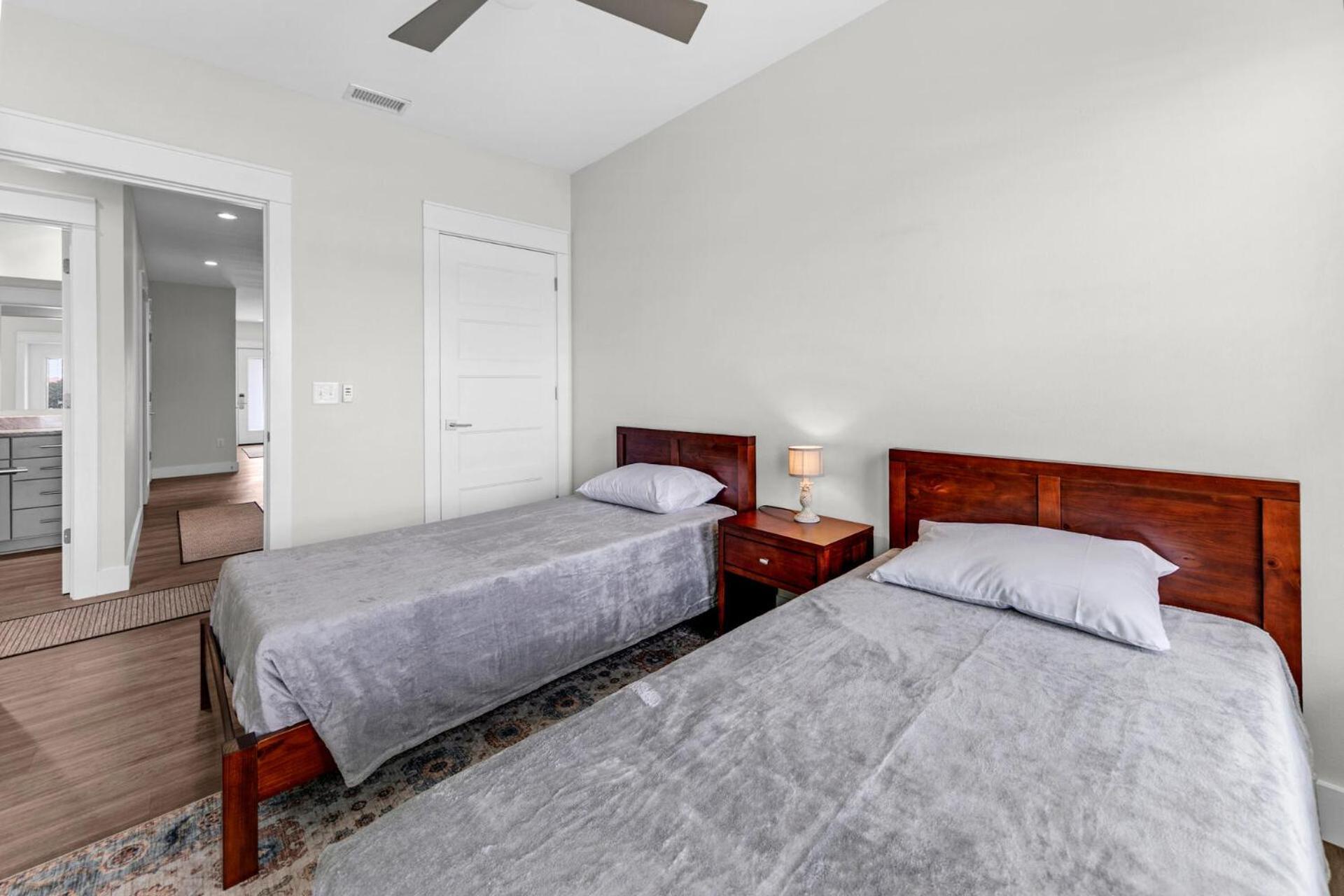 Completely Coastal Spacious Townhome With Harbor Views A Dock And Community Pool Holiday home Fort Walton Beach