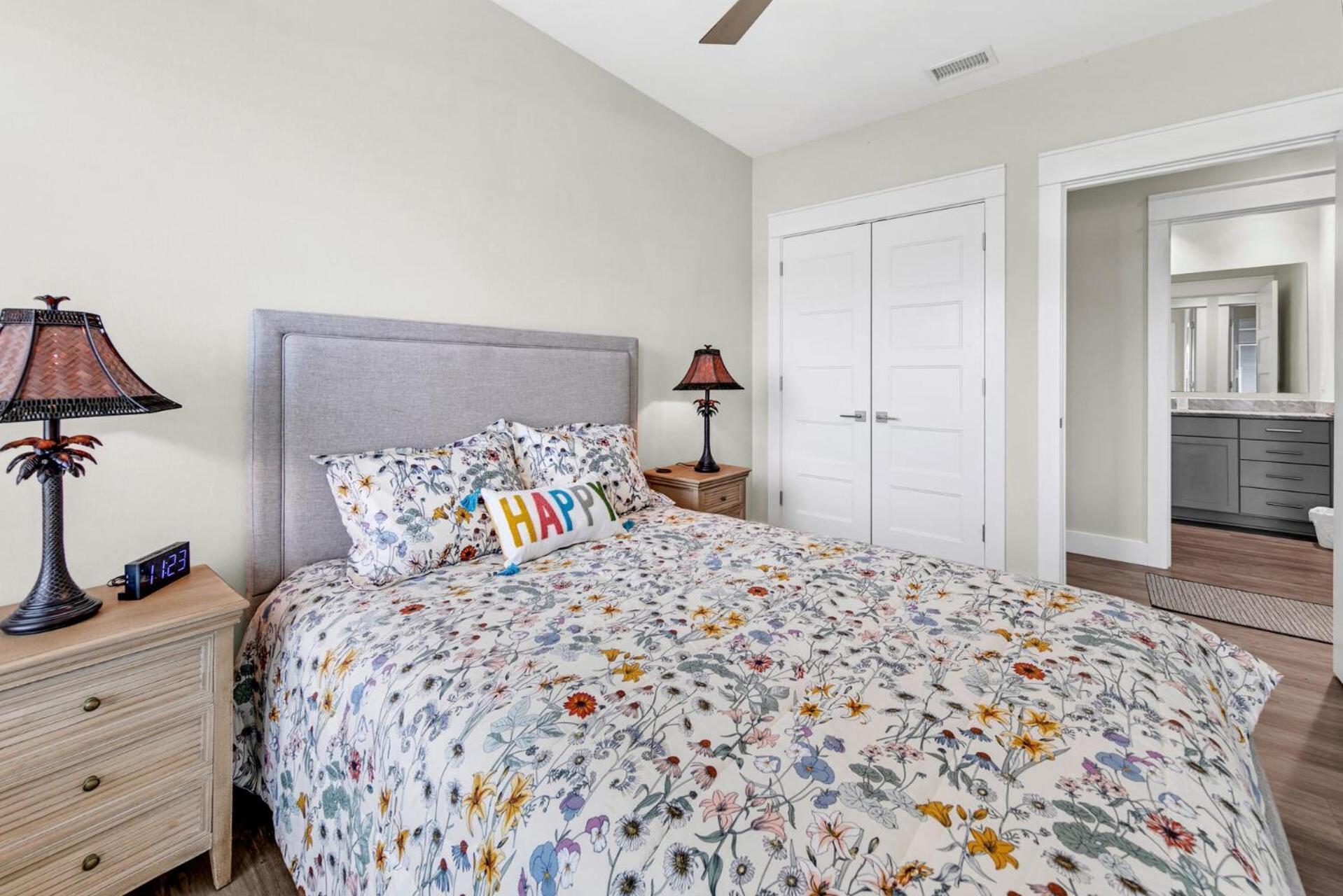 Completely Coastal Spacious Townhome With Harbor Views A Dock And Community Pool *