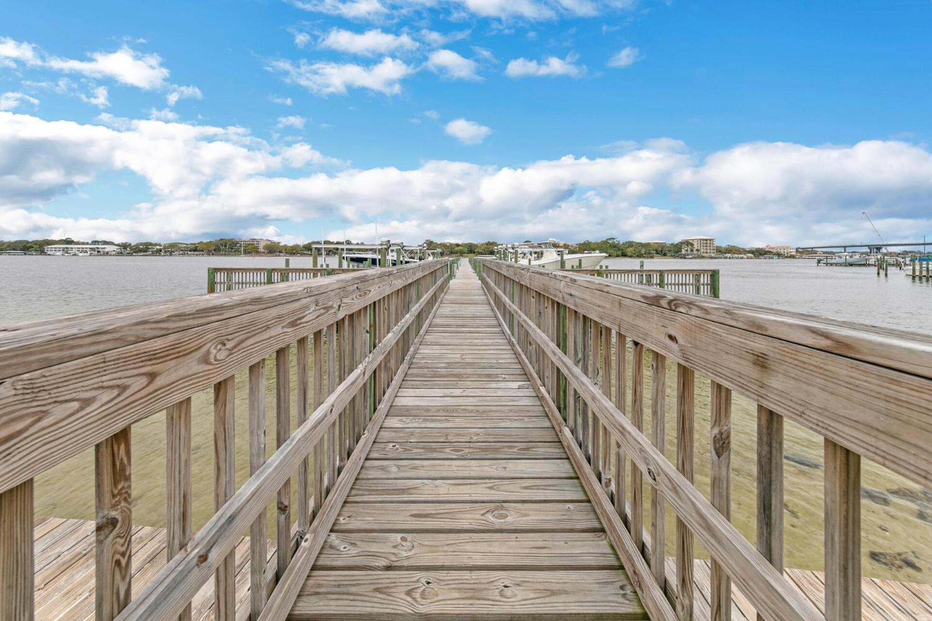 Completely Coastal Spacious Townhome With Harbor Views A Dock And Community Pool Holiday home