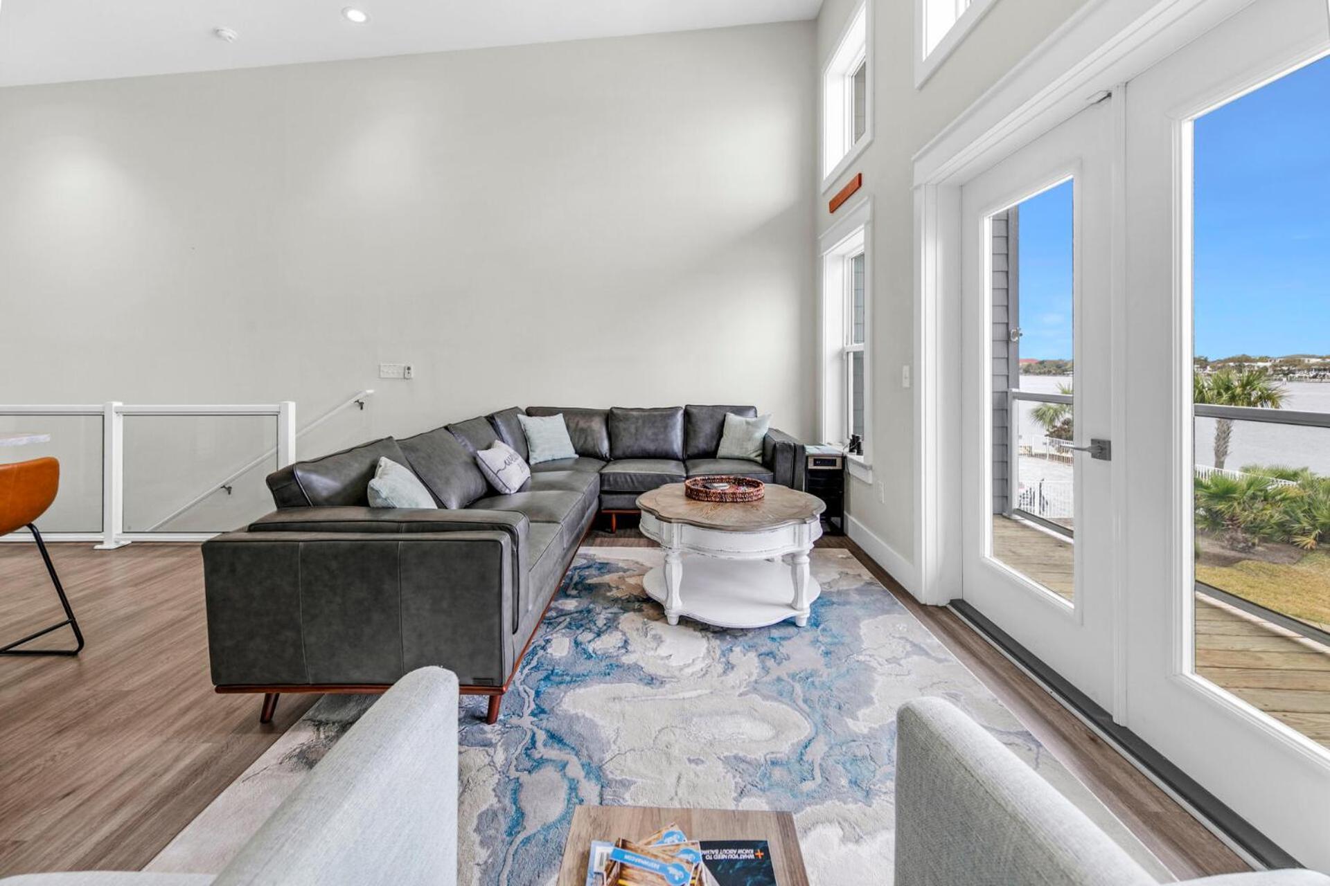 Holiday home Completely Coastal Spacious Townhome With Harbor Views A Dock And Community Pool
