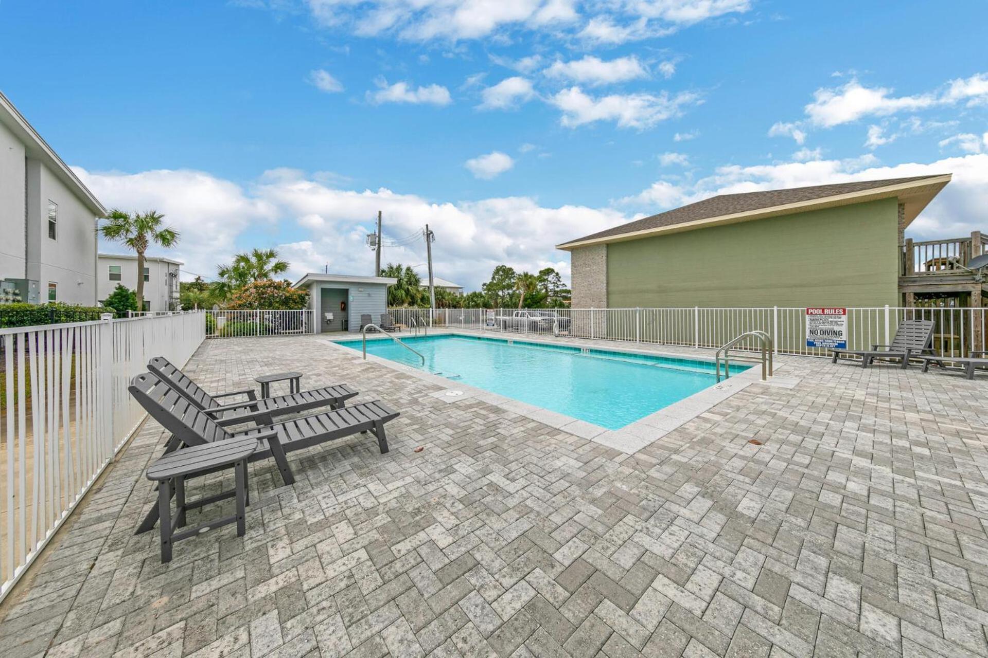 Completely Coastal Spacious Townhome With Harbor Views A Dock And Community Pool