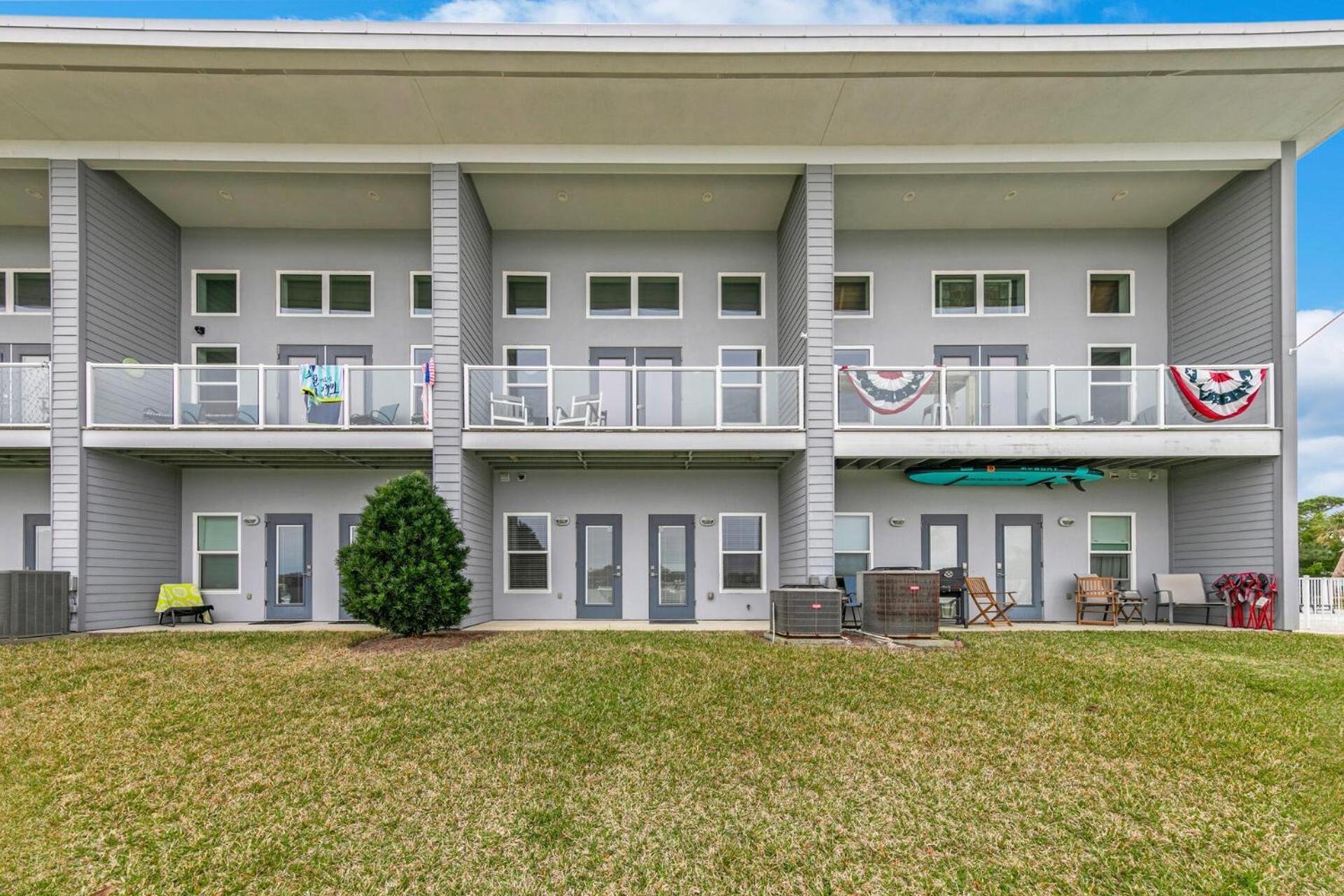 Holiday home Completely Coastal Spacious Townhome With Harbor Views A Dock And Community Pool Fort Walton Beach