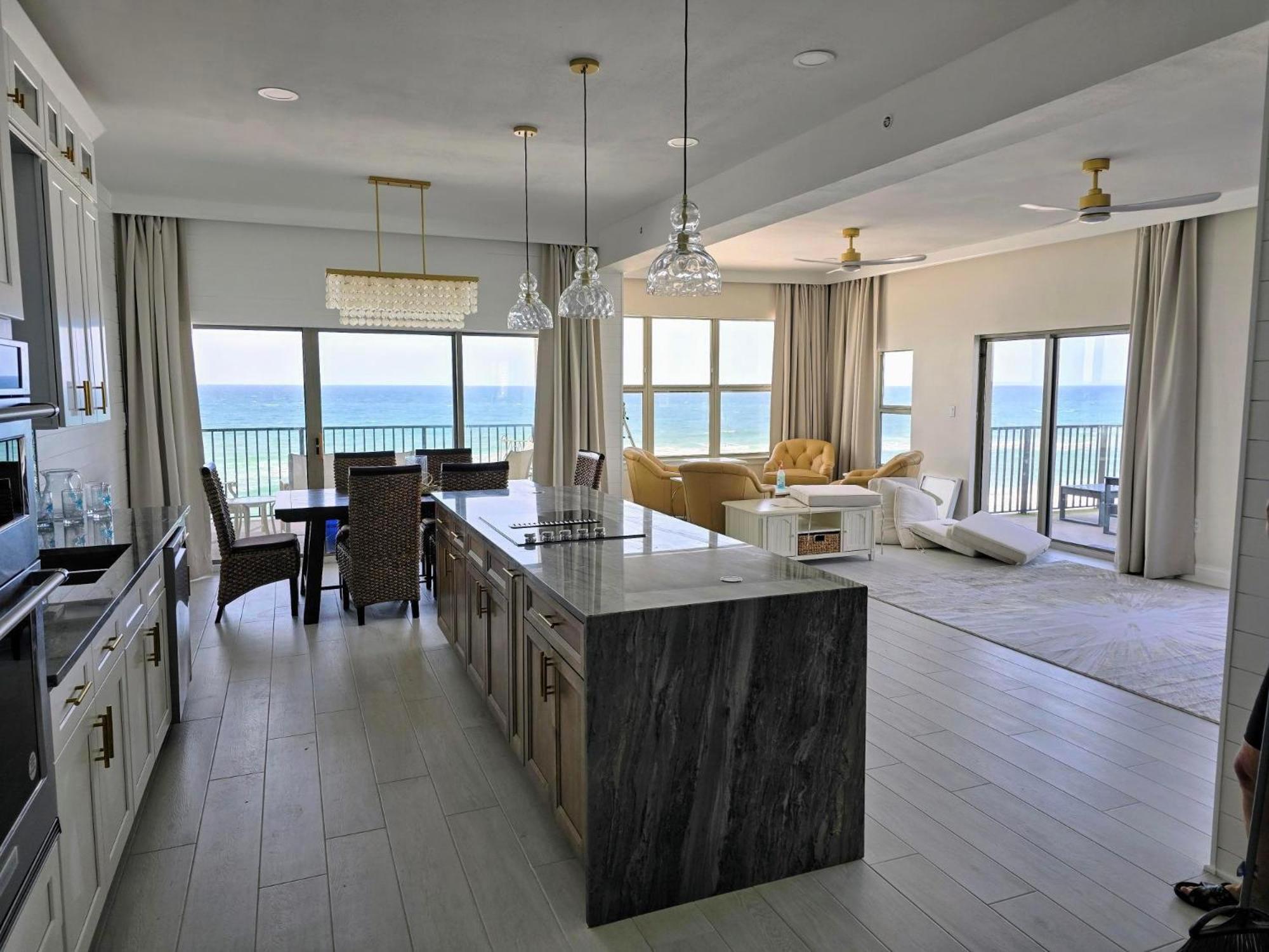 Etw#6004-penthouse Beachfront Condo-amazing Views *
