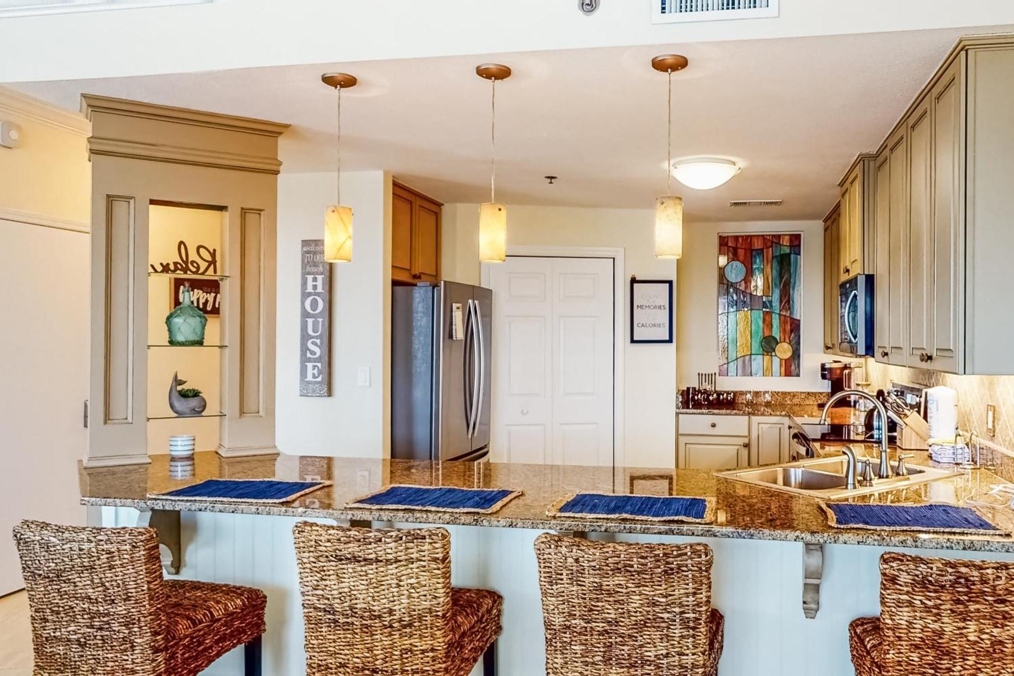 Palm Court Yacht Club * Fort Walton Beach