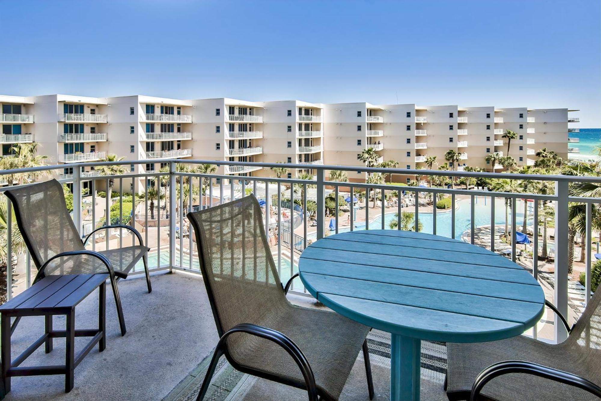 Waterscape By Tufan Aparthotel 3*