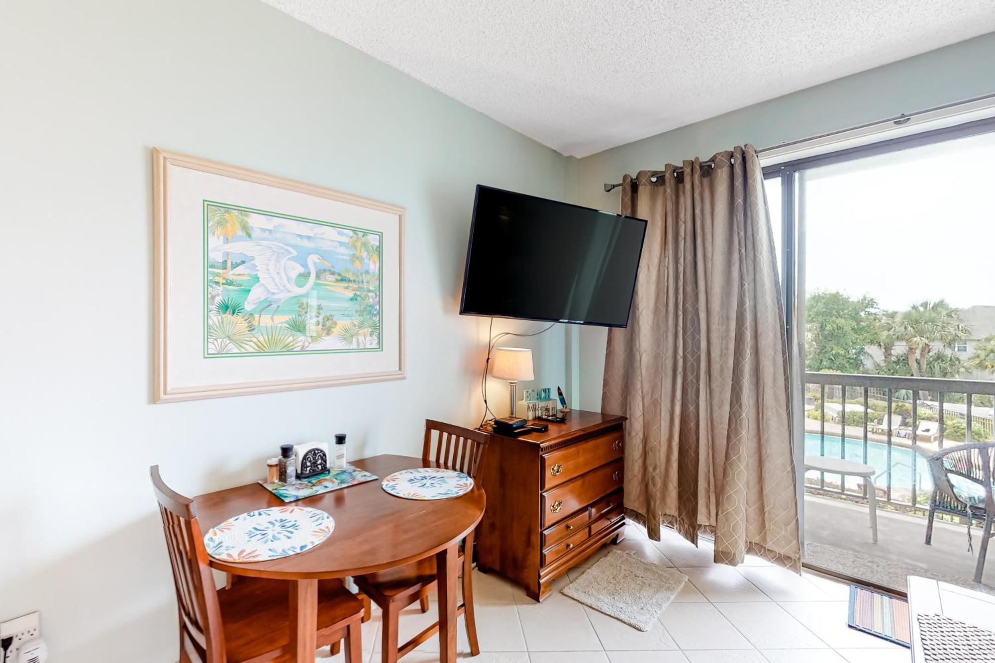 Pirates Bay Iii Apartment