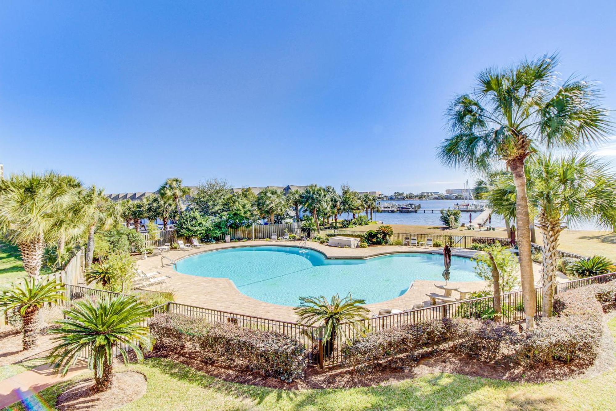 Apartment Pirates Bay Iii Fort Walton Beach