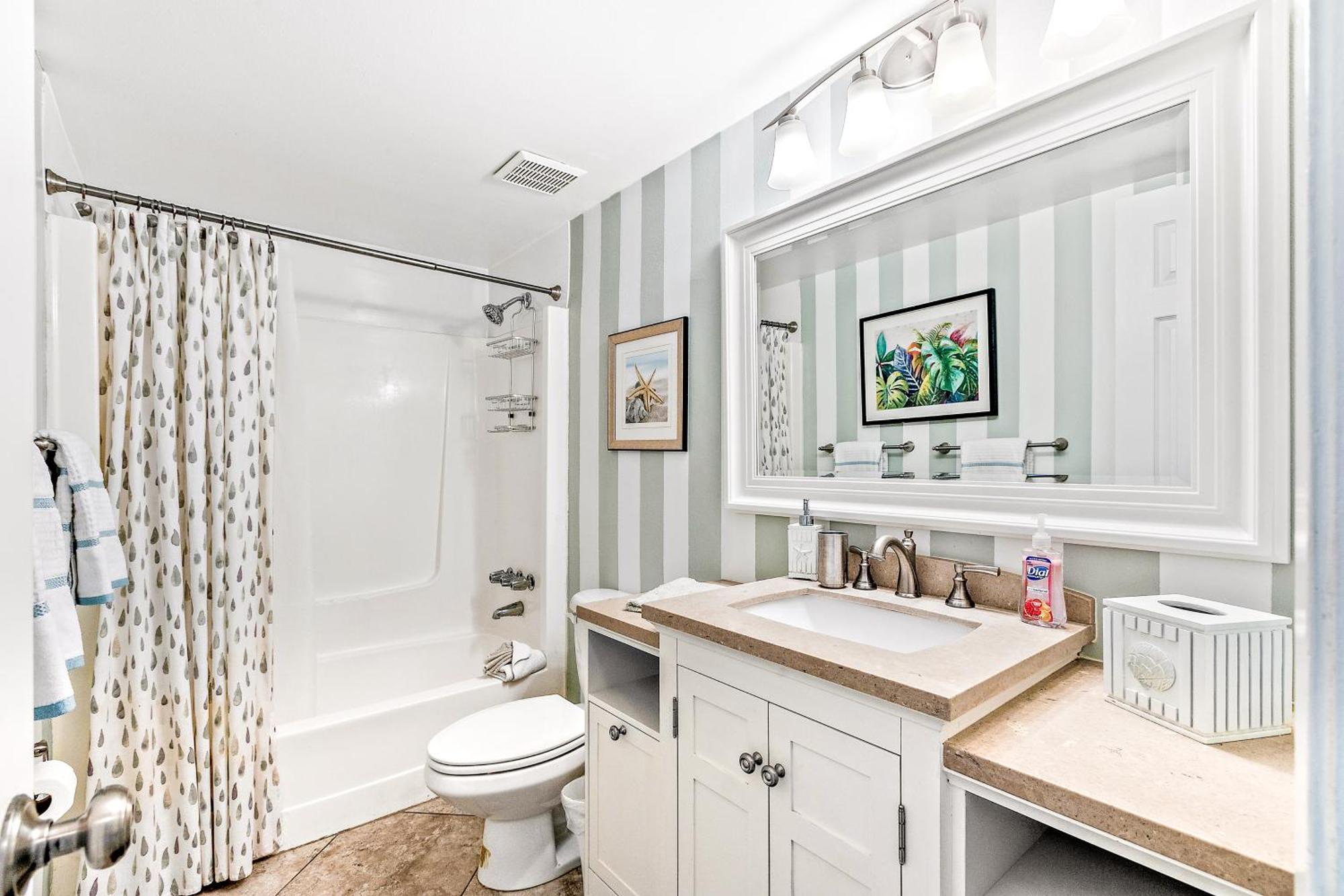 Apartment Emerald Isle