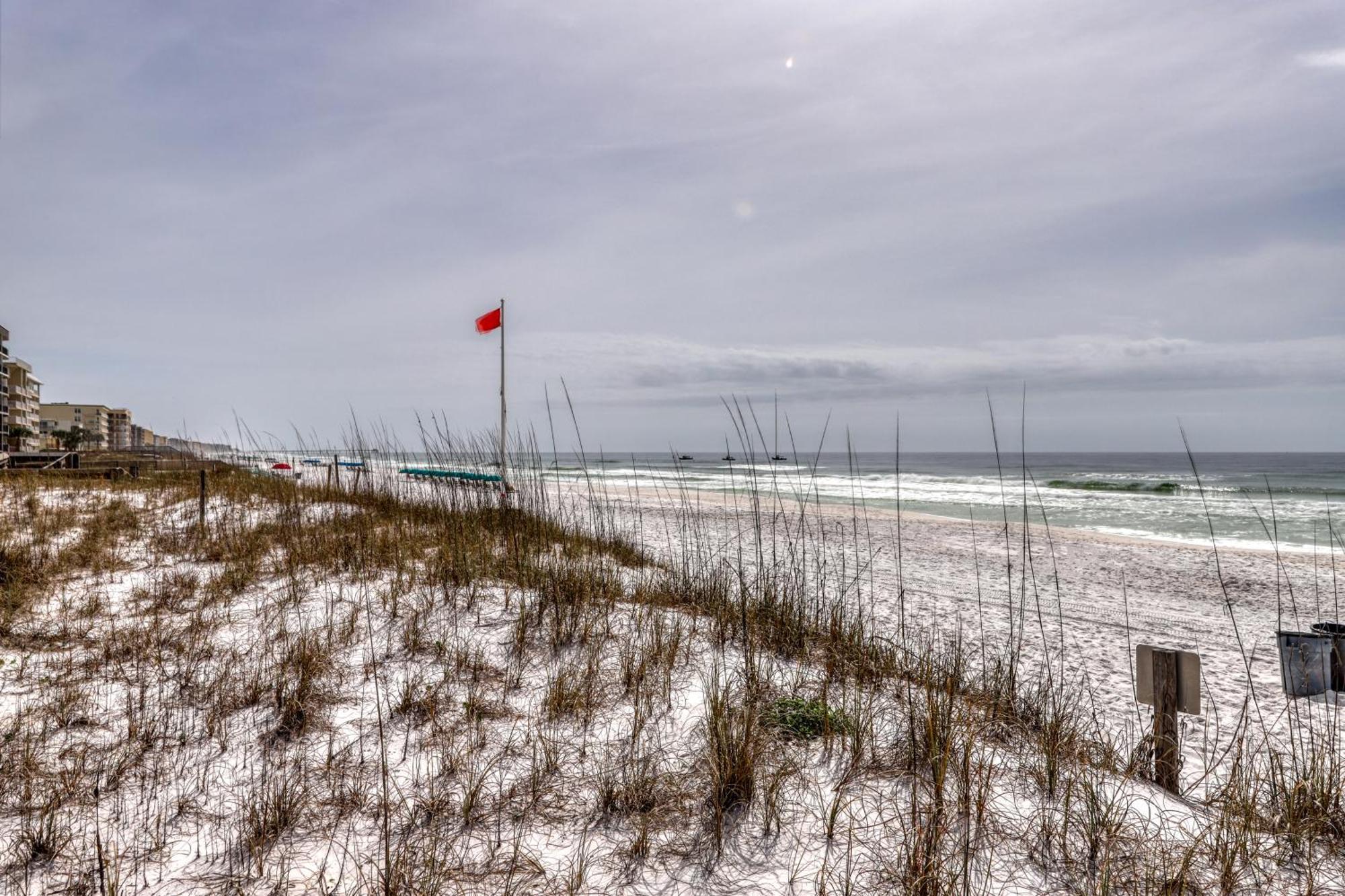 Apartment Emerald Isle *