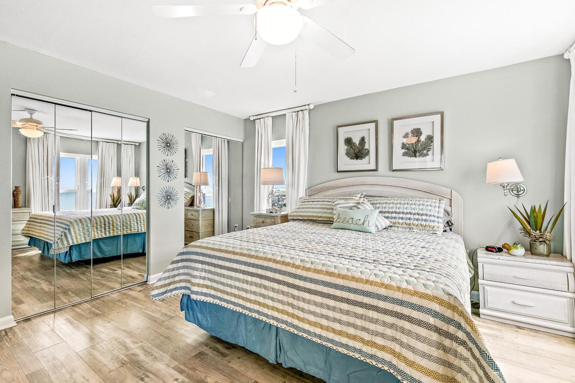 Emerald Isle Apartment *