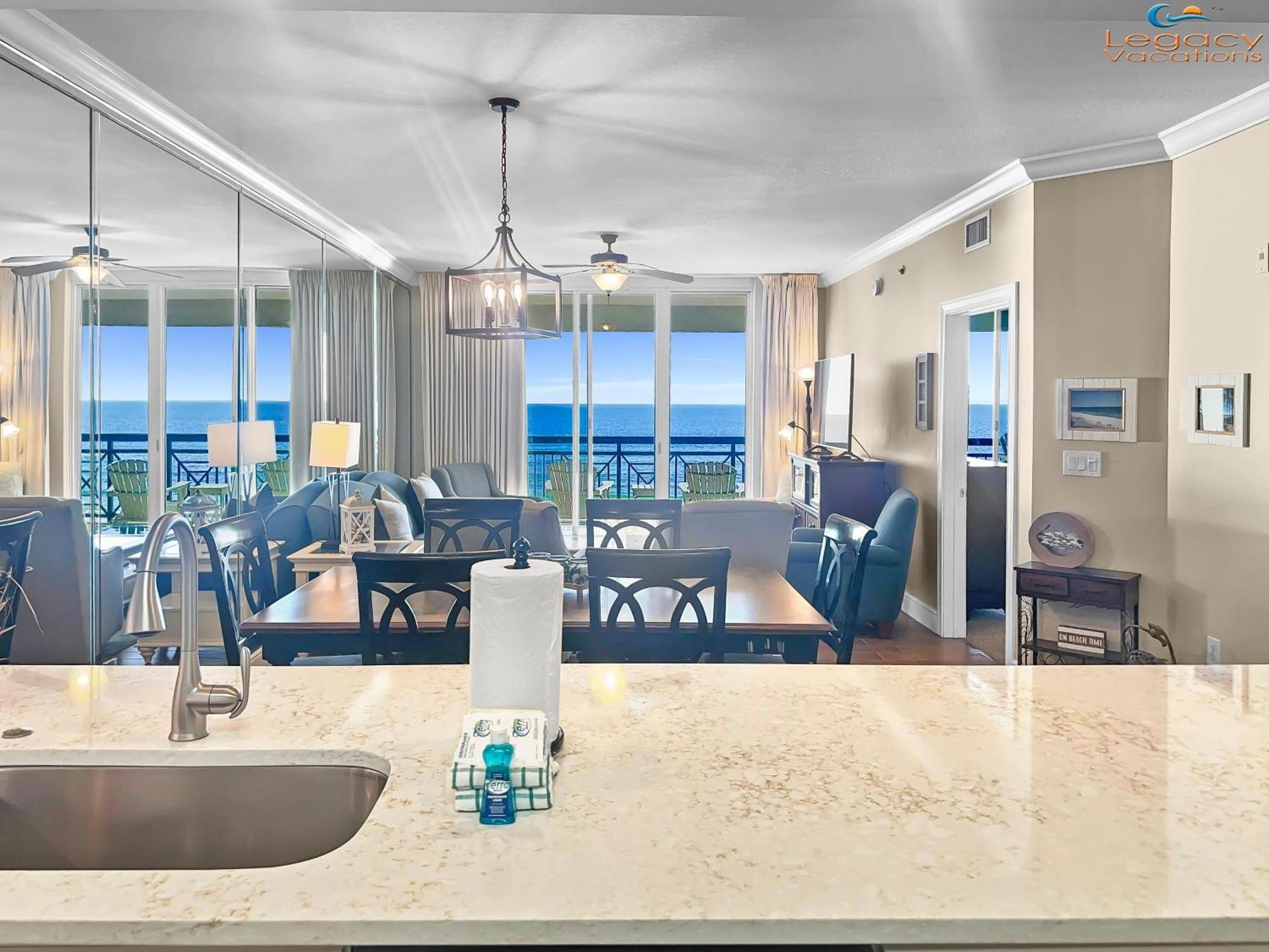 Azure #515 Apartment