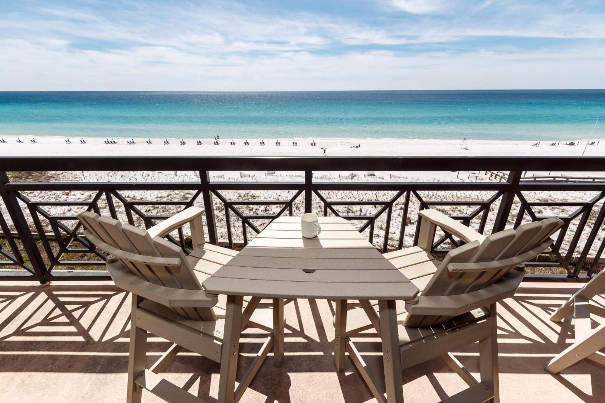 Azure #515 Apartment *