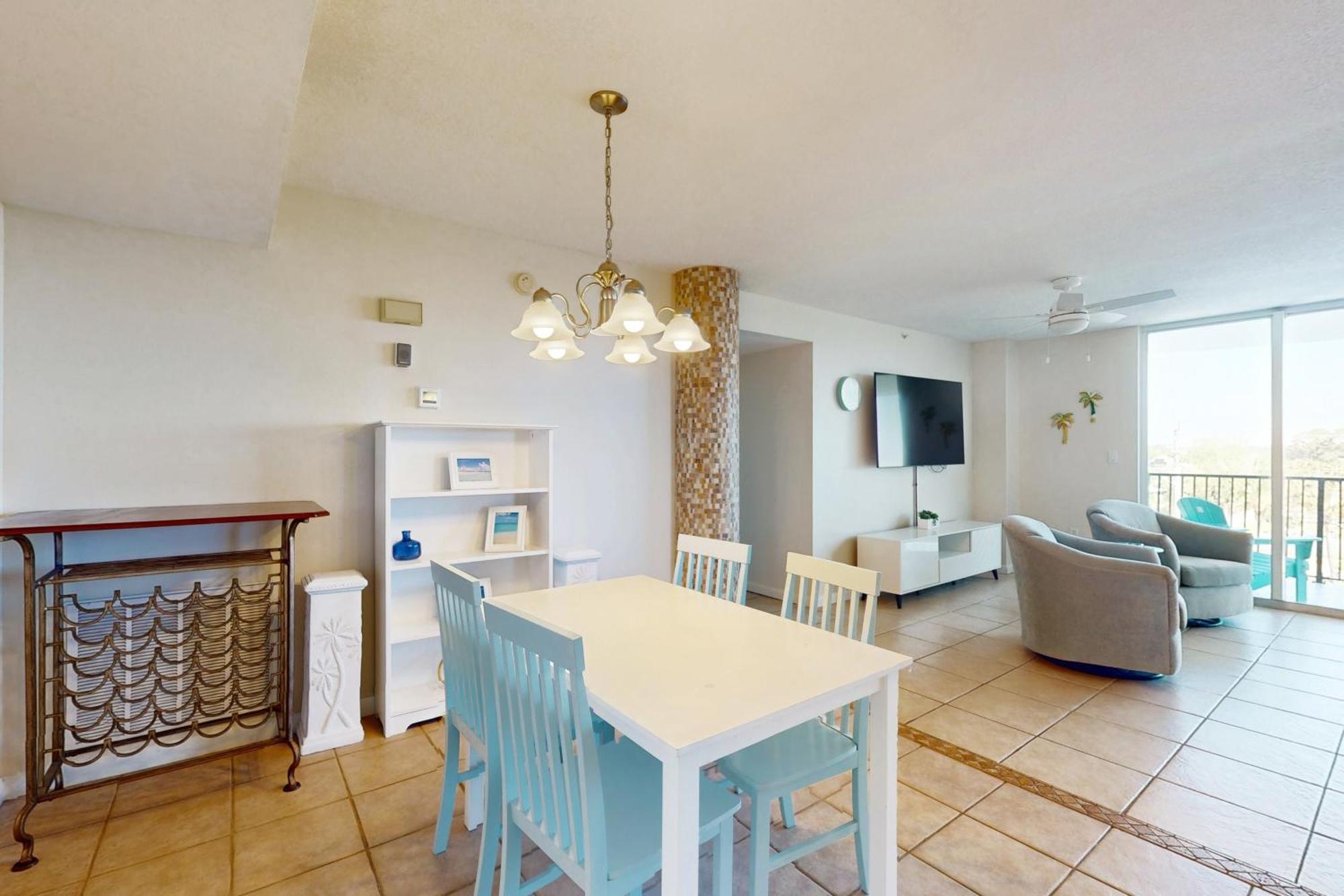Dune Pointe 403