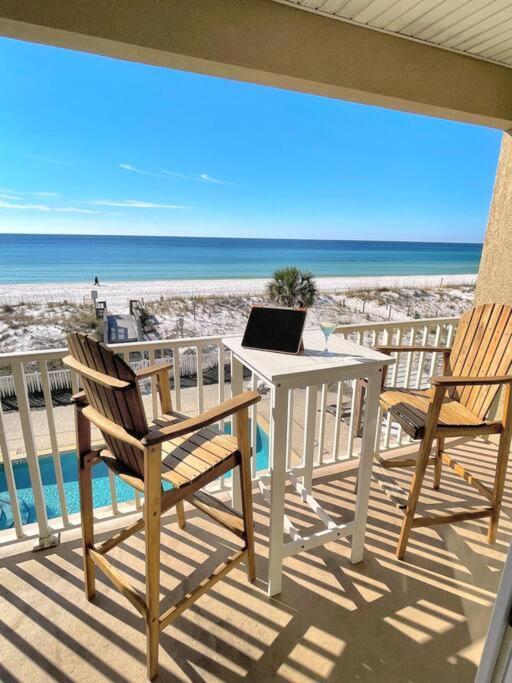 Front, Wave N Sea 202, Free Activities Included! Holiday home