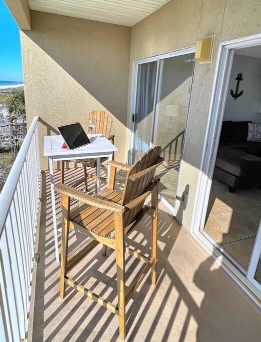 Front, Wave N Sea 202, Free Activities Included! Holiday home