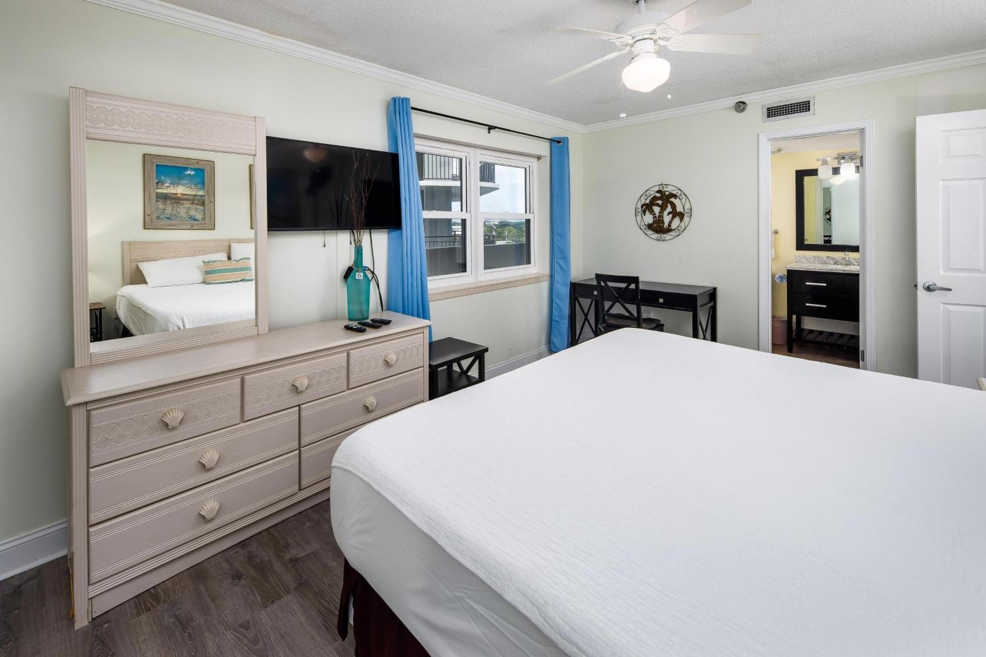 Nautilus 1604 - Gulf Front 2 Bedroom - 6th Floor Holiday home Fort Walton Beach