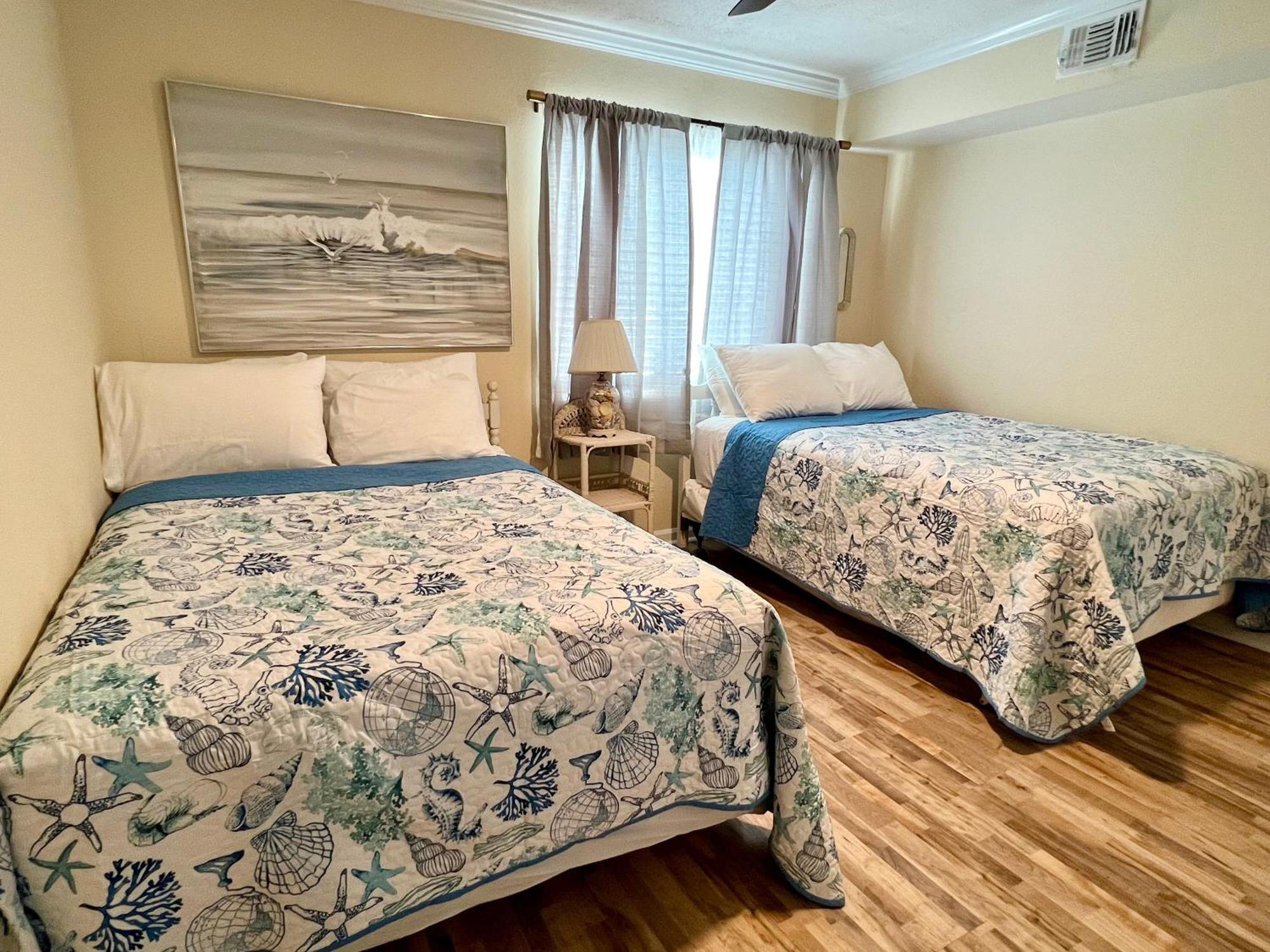Beachfront Aqua 403! Free Activities Included! Holiday home Fort Walton Beach