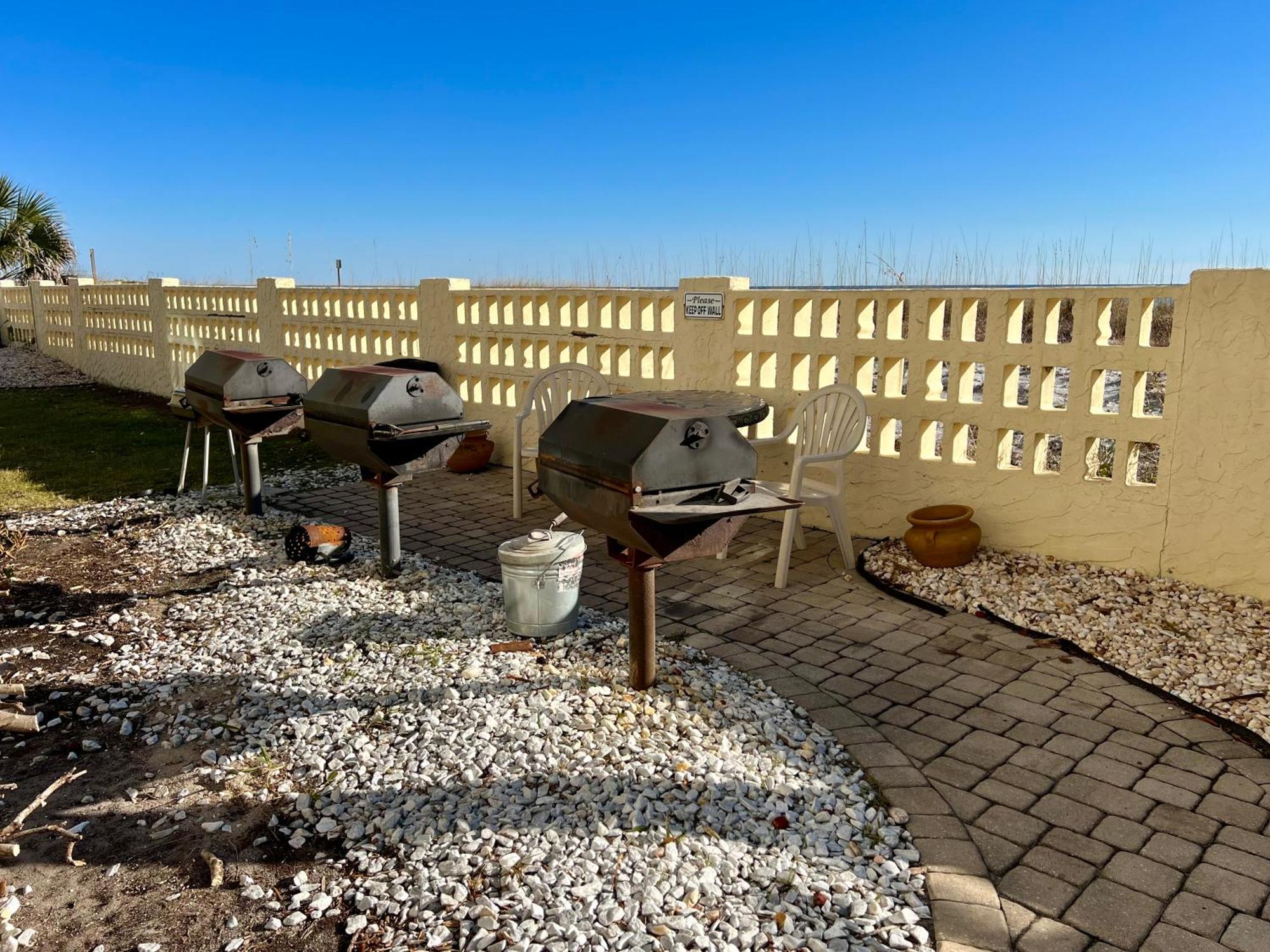 Beachfront Aqua 403! Free Activities Included!
